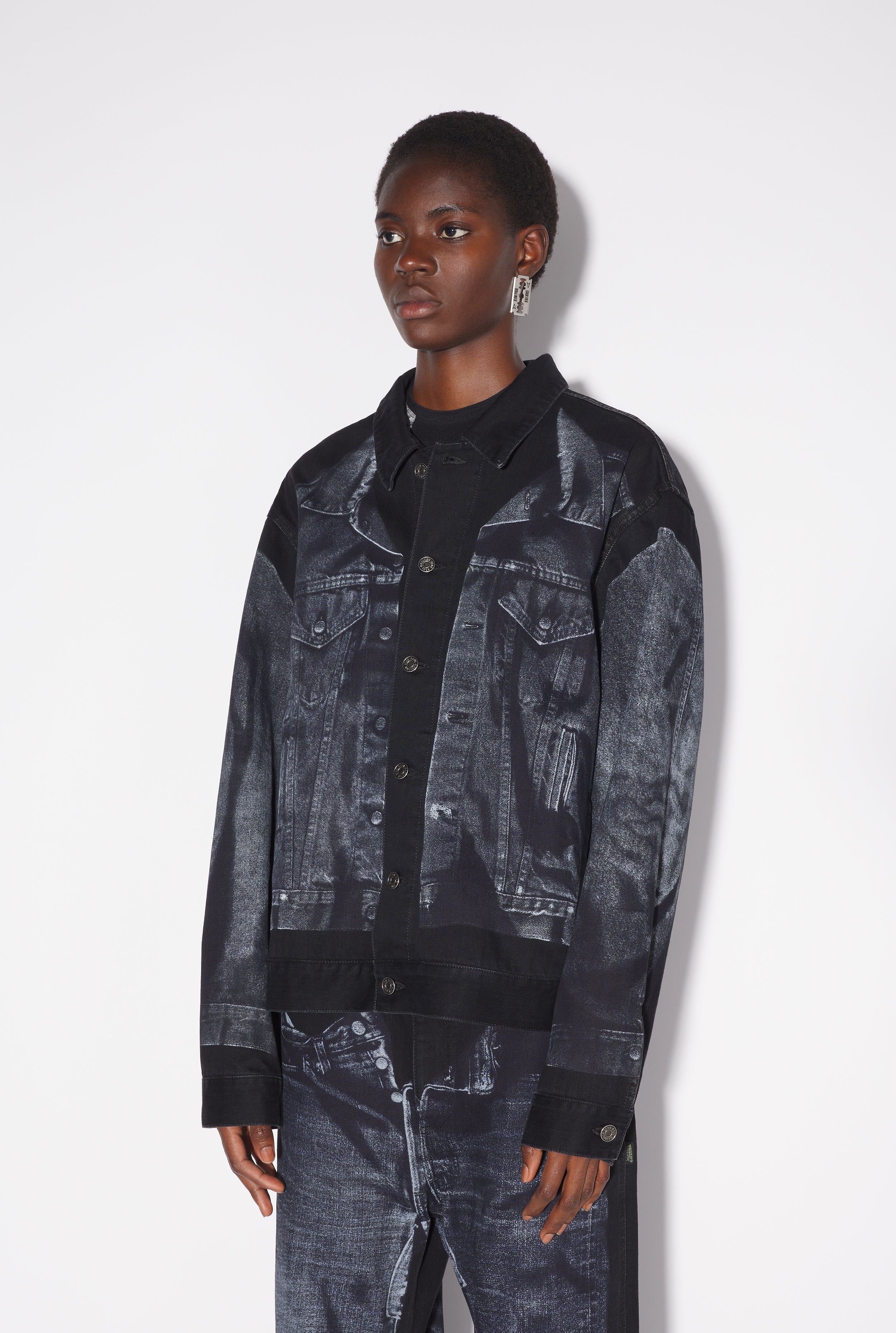 THE BLACK TROMPE L’OEIL DENIM JACKET - 8