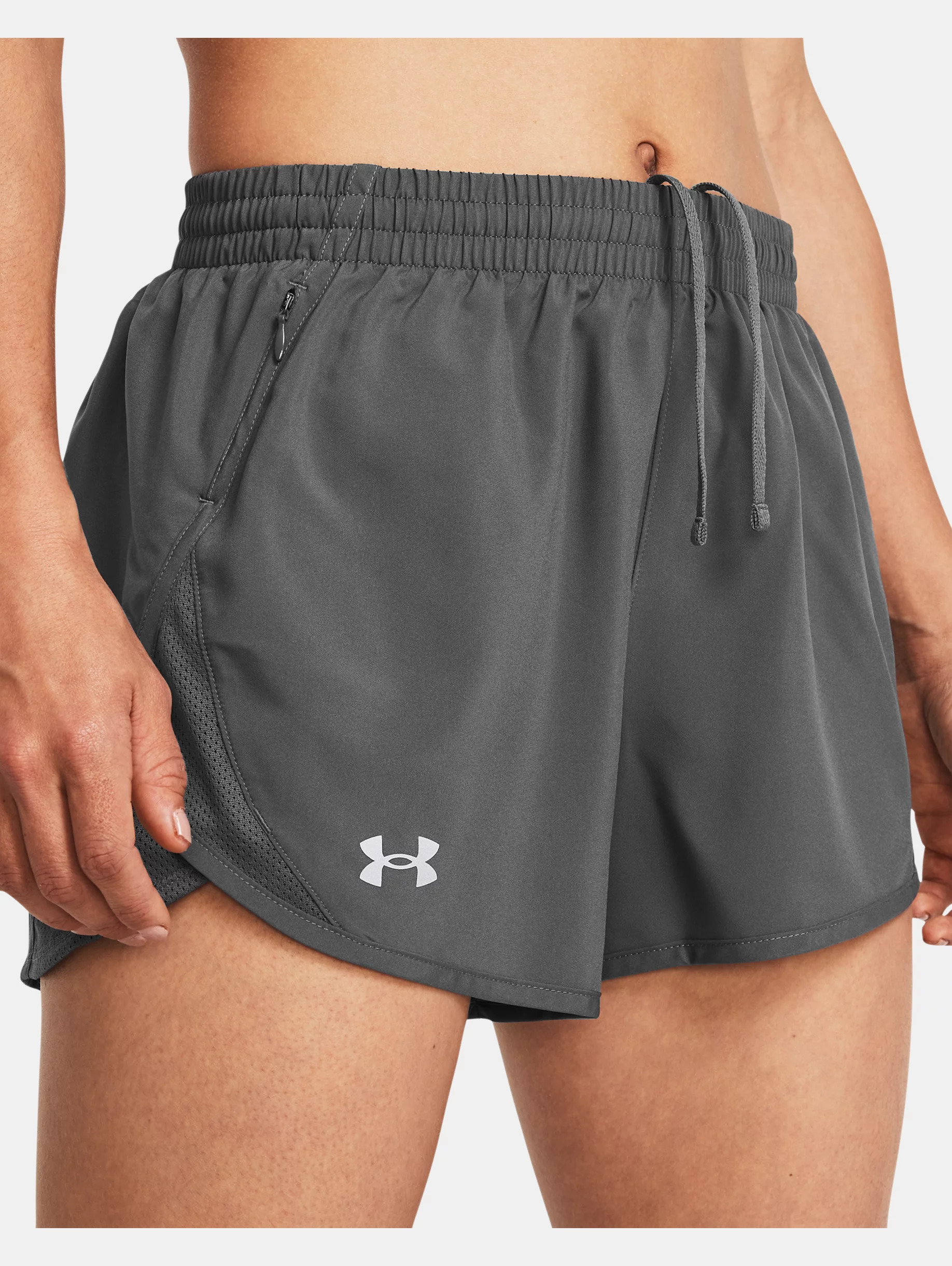 Women's UA Fly-By 3" Shorts - 6