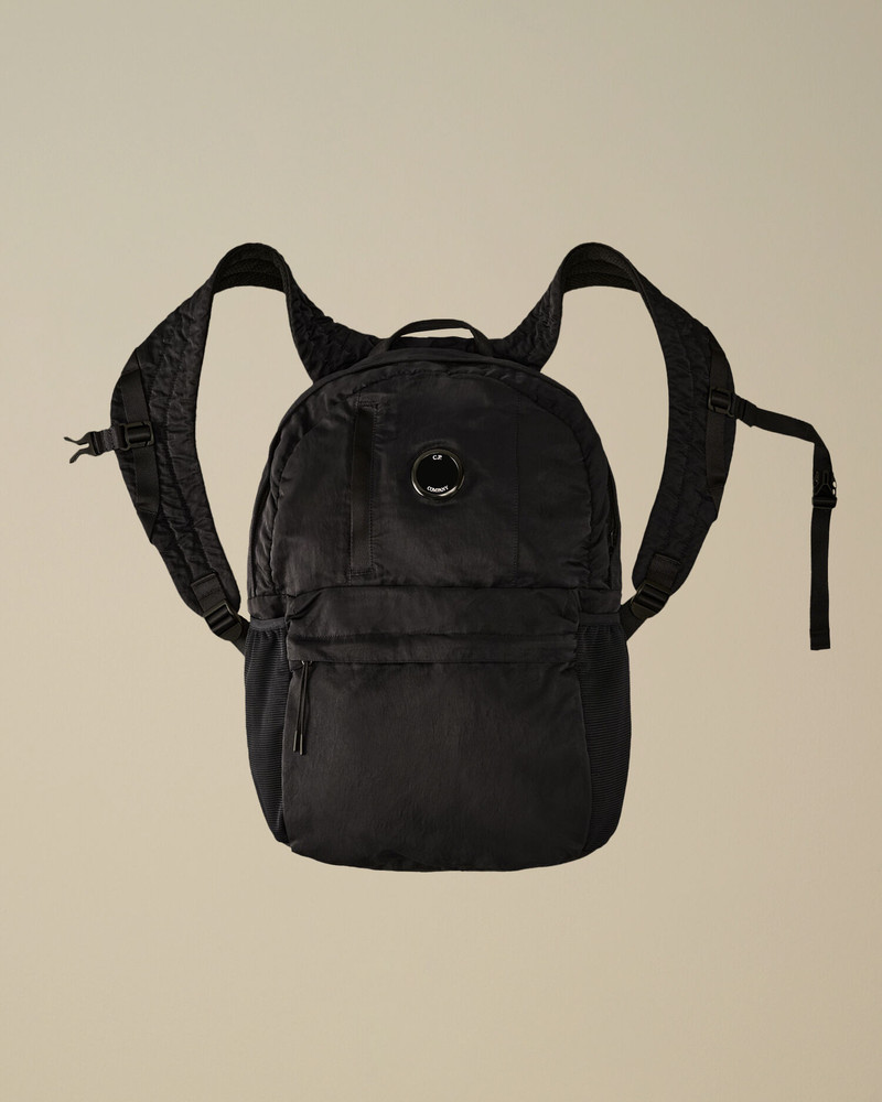 Nylon B Lens Backpack 1