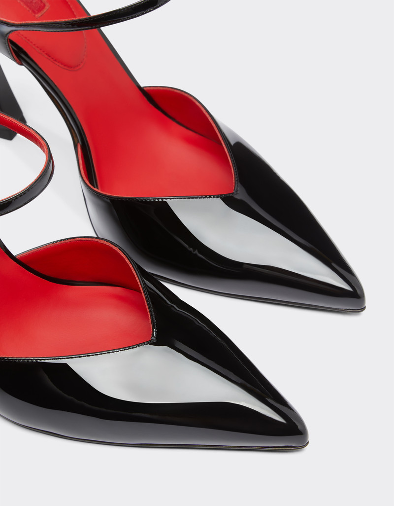Pump shoe in coated leather 6