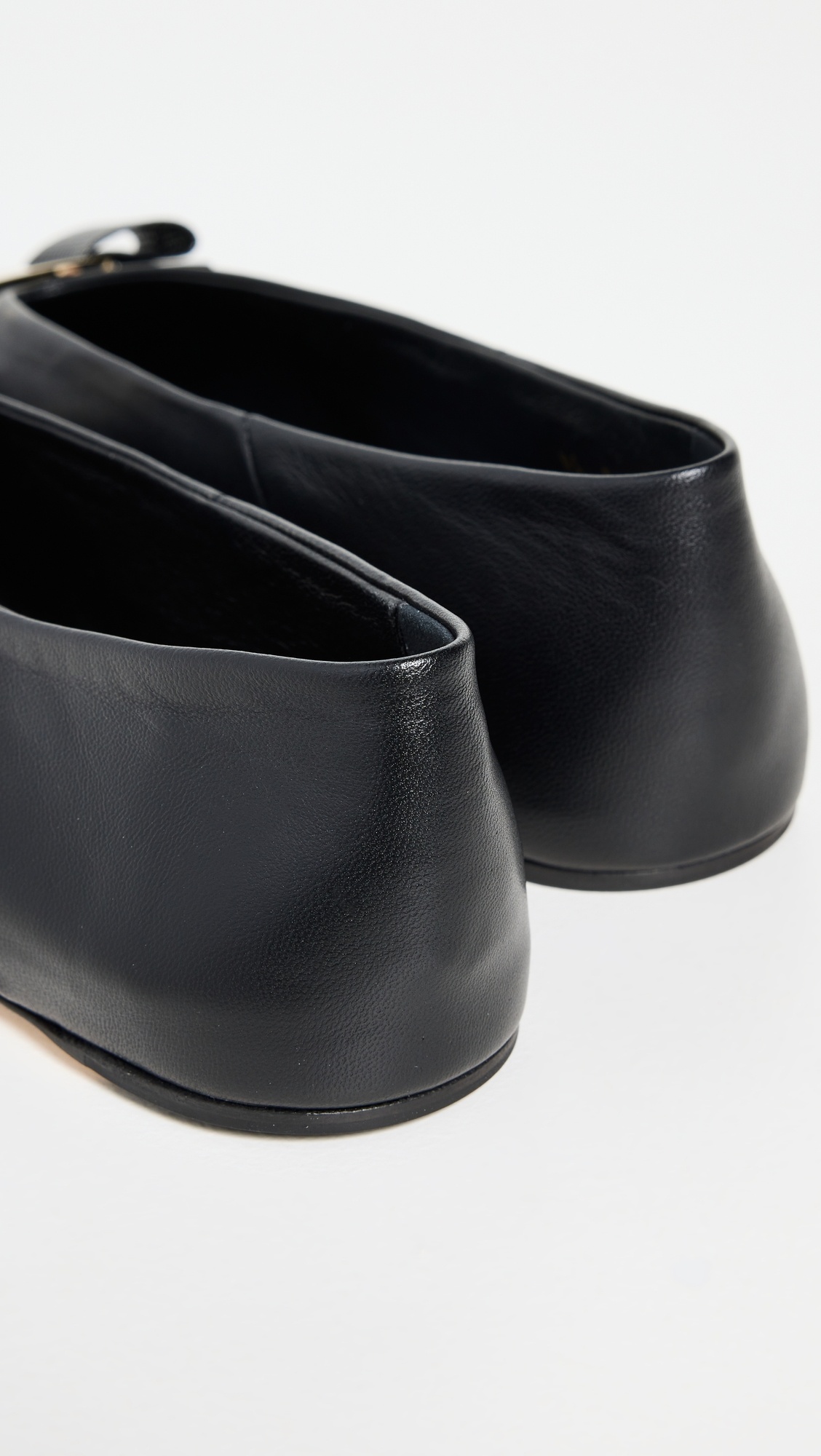 Vanna Flats - 4
