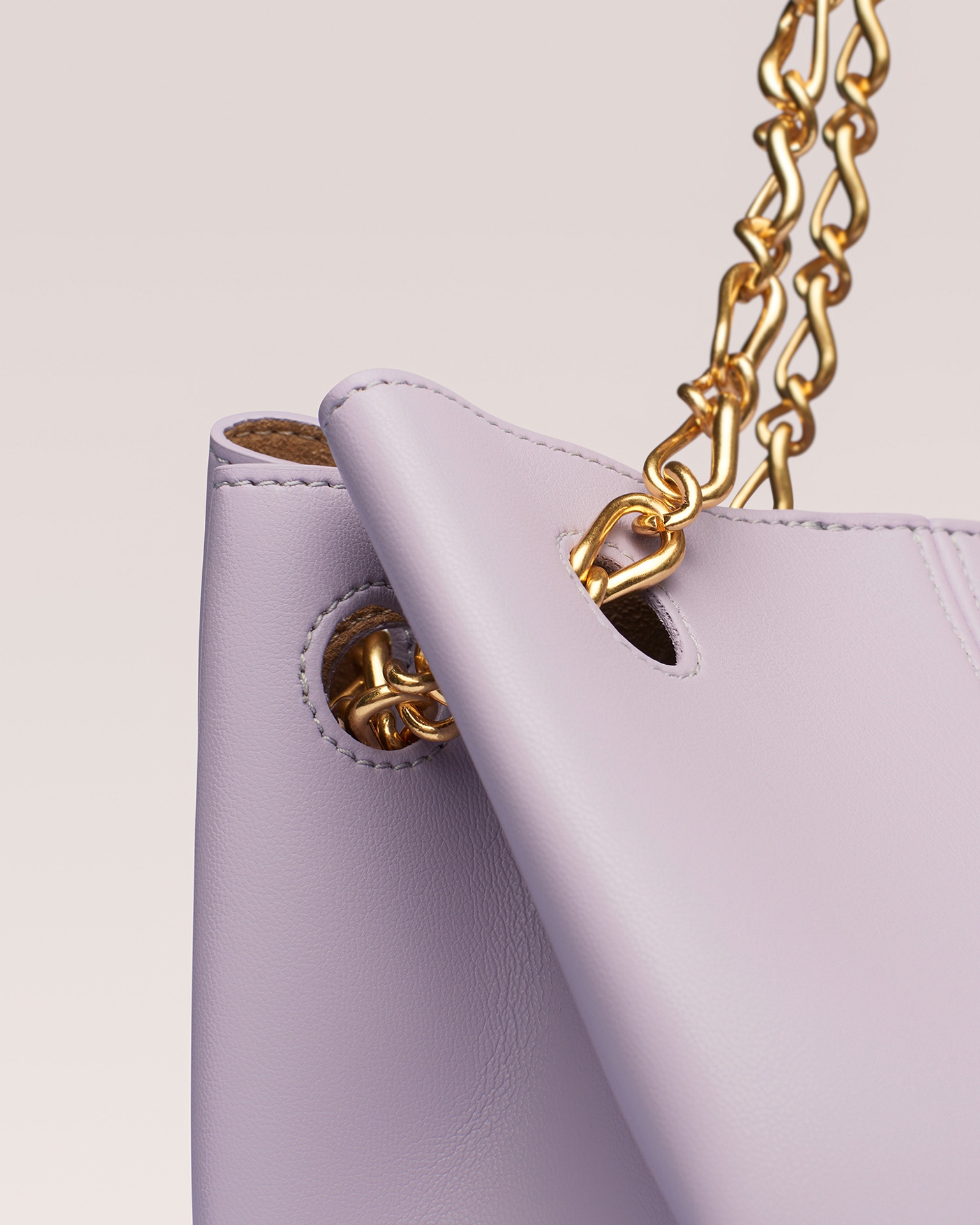 THE GATHER BUCKET - Vegan nappa leather bucket bag - Lilac - 2