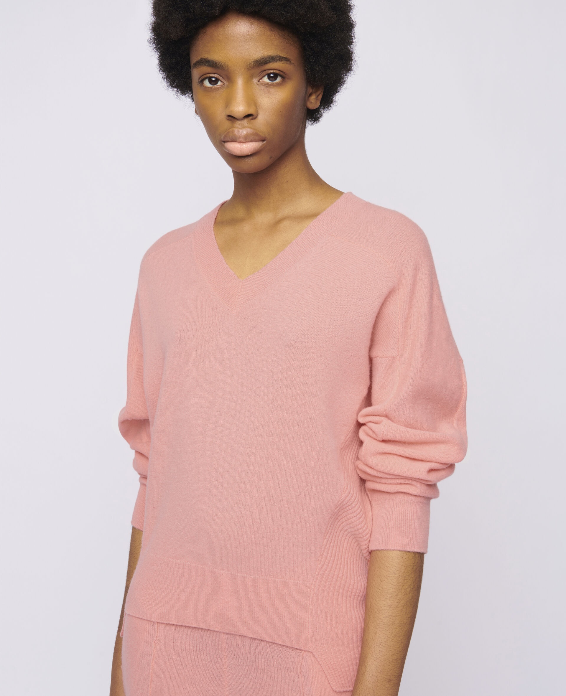 Cropped Sweater - 4