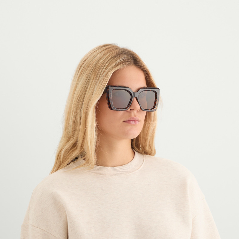 Le Specs Le Specs Unimaginable 선글라스 outlook