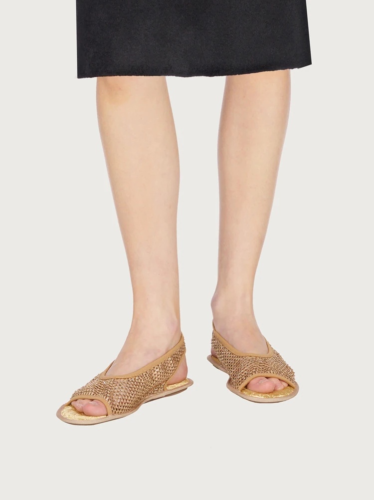 FERRAGAMO NOMADIC STORIES SLINGBACK - 3