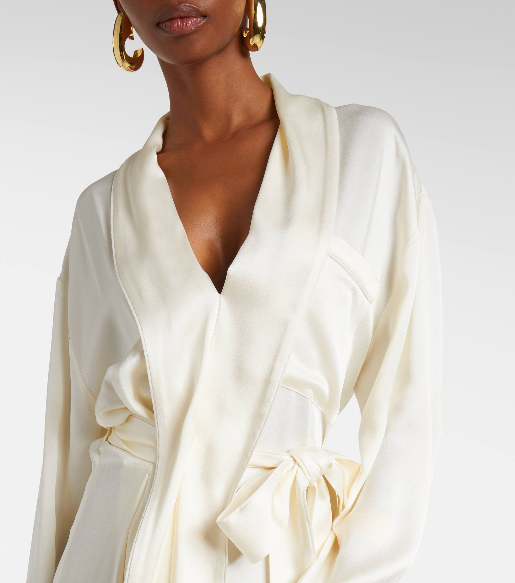 Belted wrap dress - 4