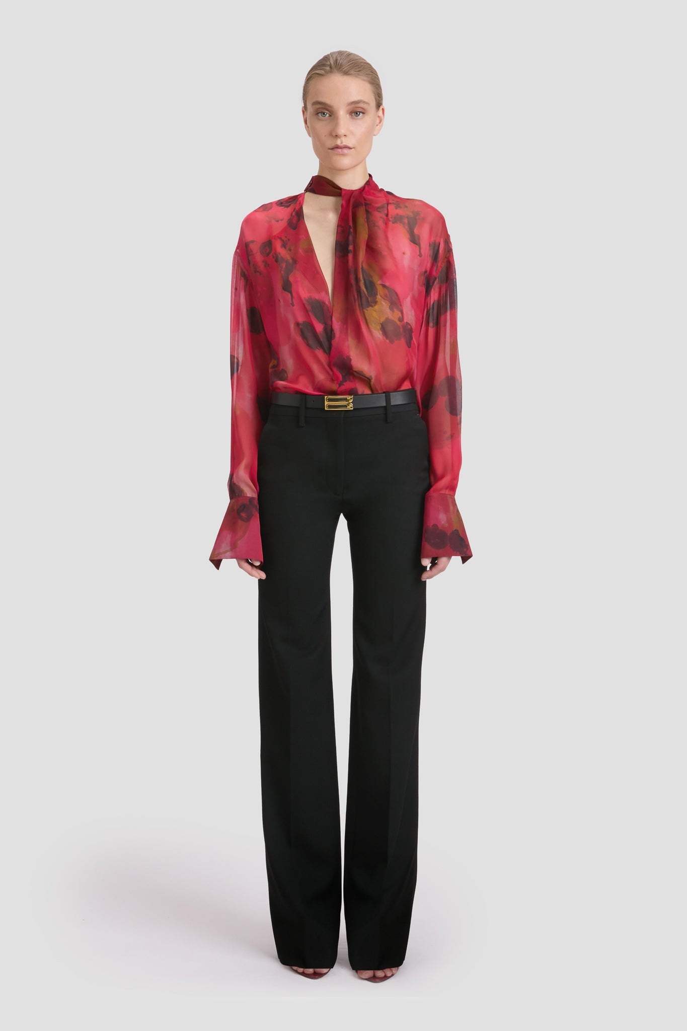 Tailored Straight Leg Trouser In Black - 2
