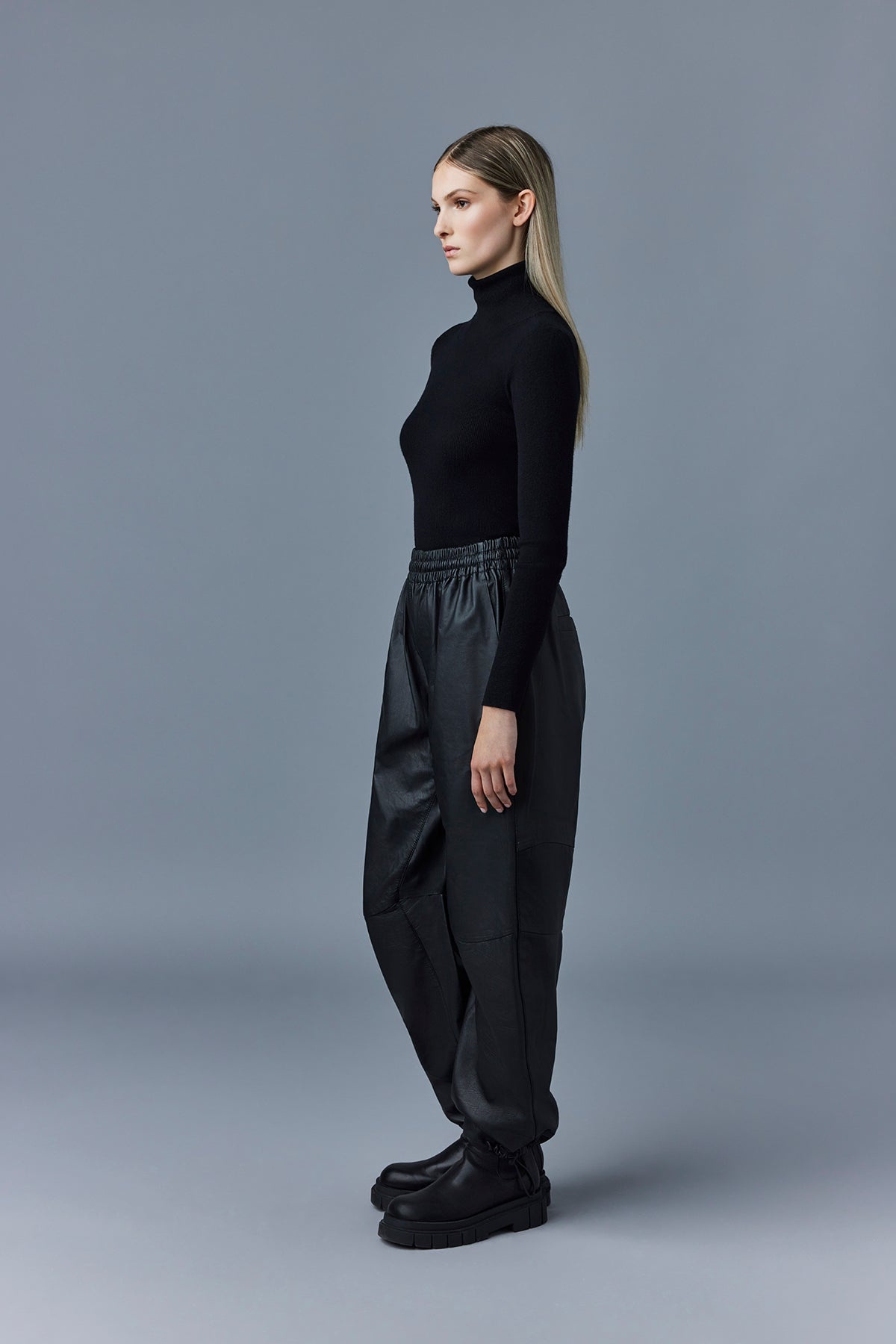 ILLONA Luxe calfskin Monochromatic Pants - 4