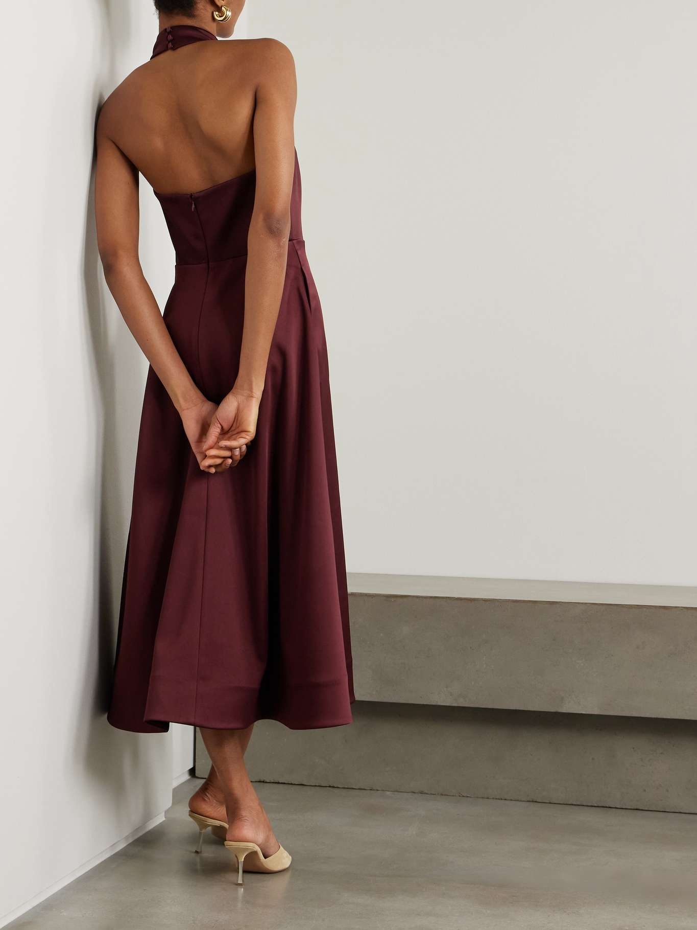 Cutout bow-detailed duchesse-satin halterneck midi dress Burgundy - 3