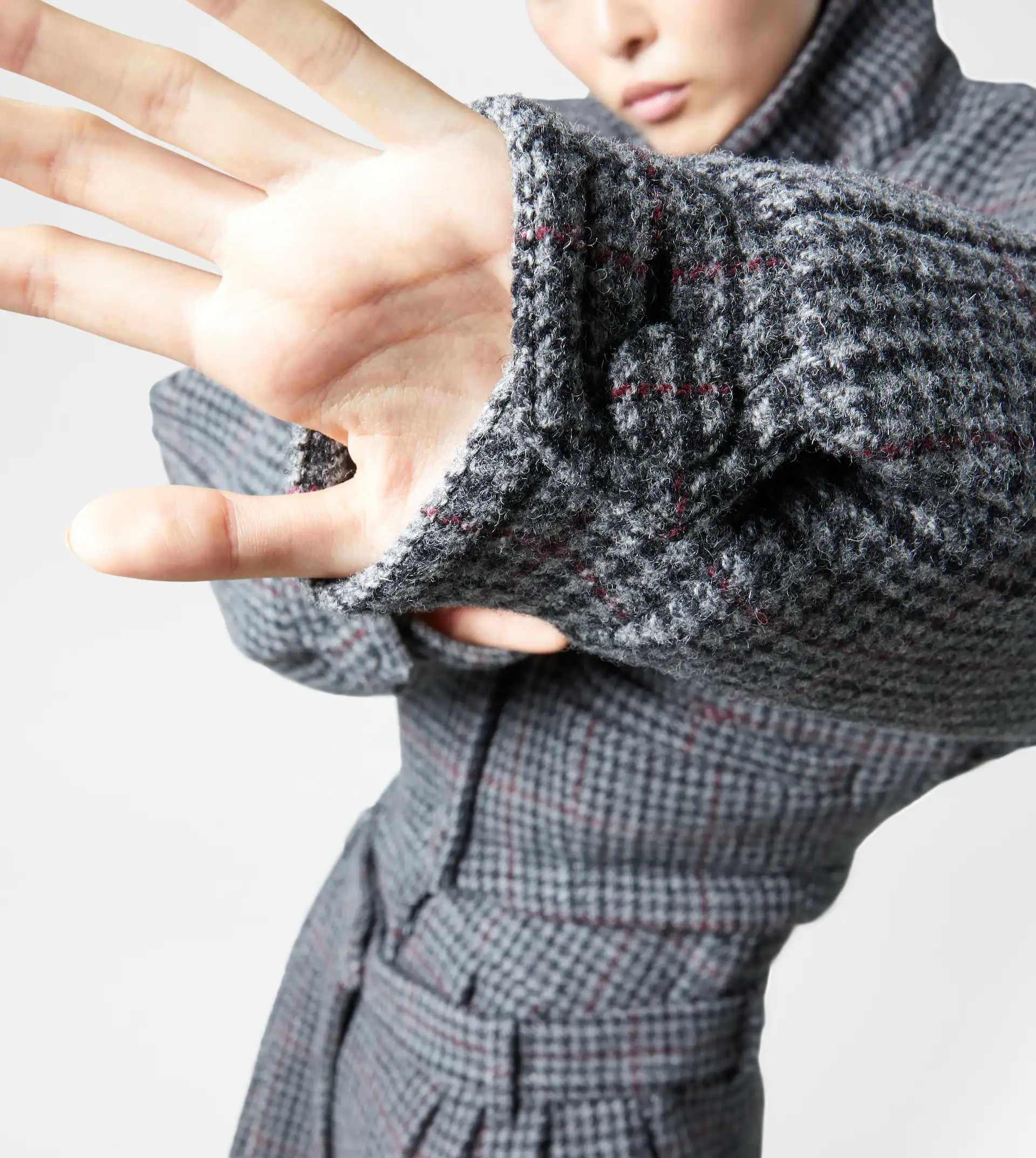 CROPPED PADDED JACKET IN WOOL - BLACK, GREY, RED - 5