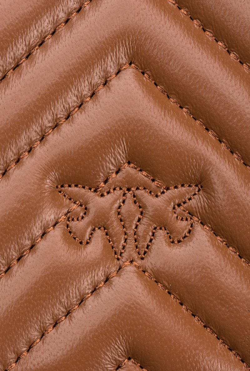 CHEVRON NAPPA LEATHER SMARTPHONE CASE 5