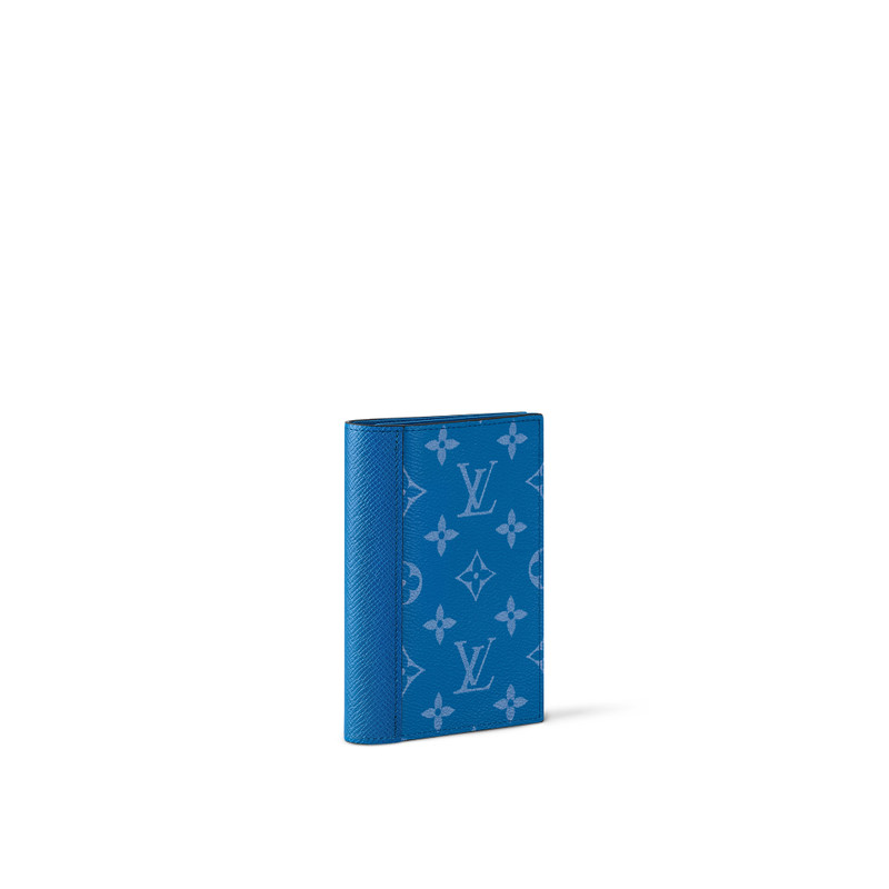 Louis Vuitton Passport Cover outlook