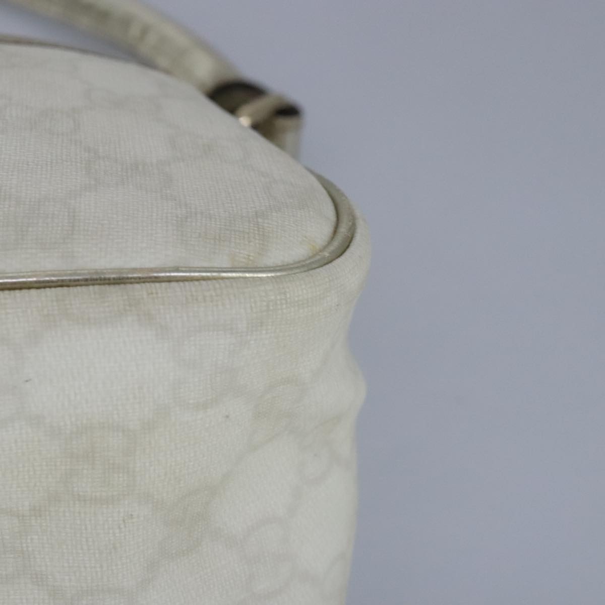 GUCCI GG Supreme Hand Bag Pvc Leather White Gold - 15