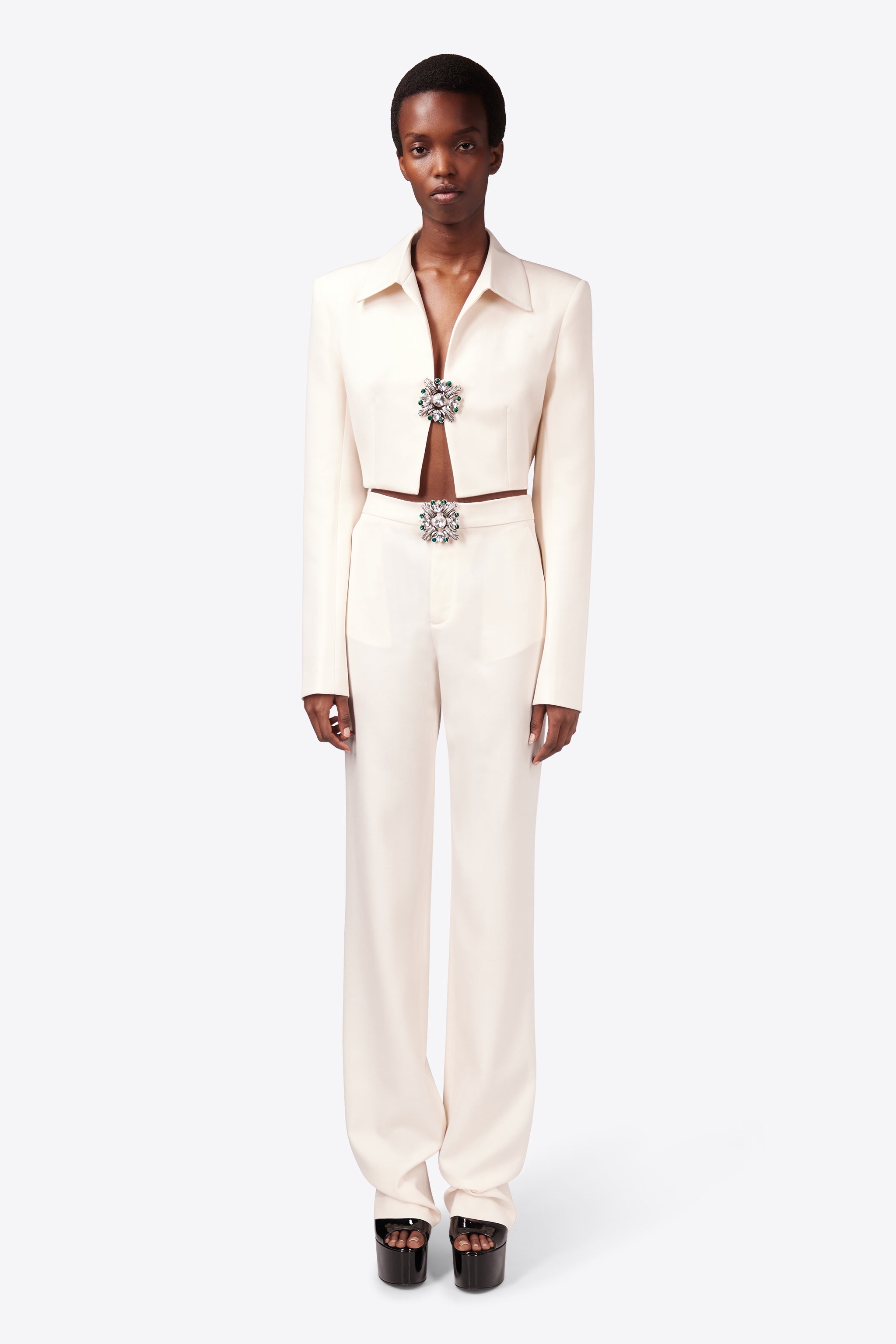 CRYSTAL BROOCH CROPPED JACKET - 3