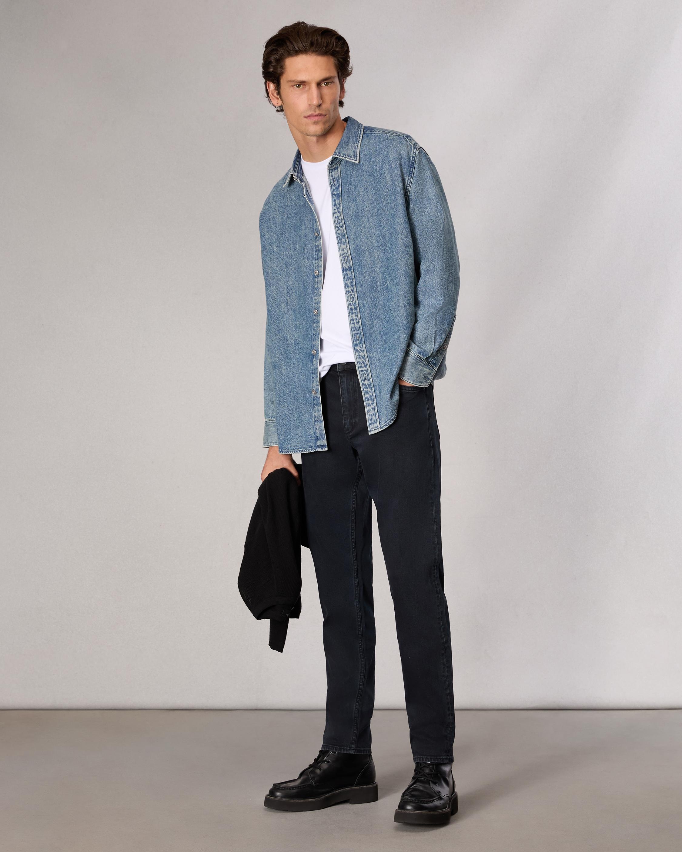 Fit 3 - Jericho
Athletic Authentic Stretch Jean - 2