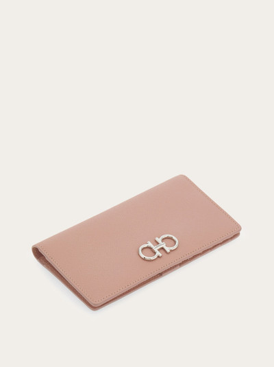 FERRAGAMO Gancini continental wallet outlook