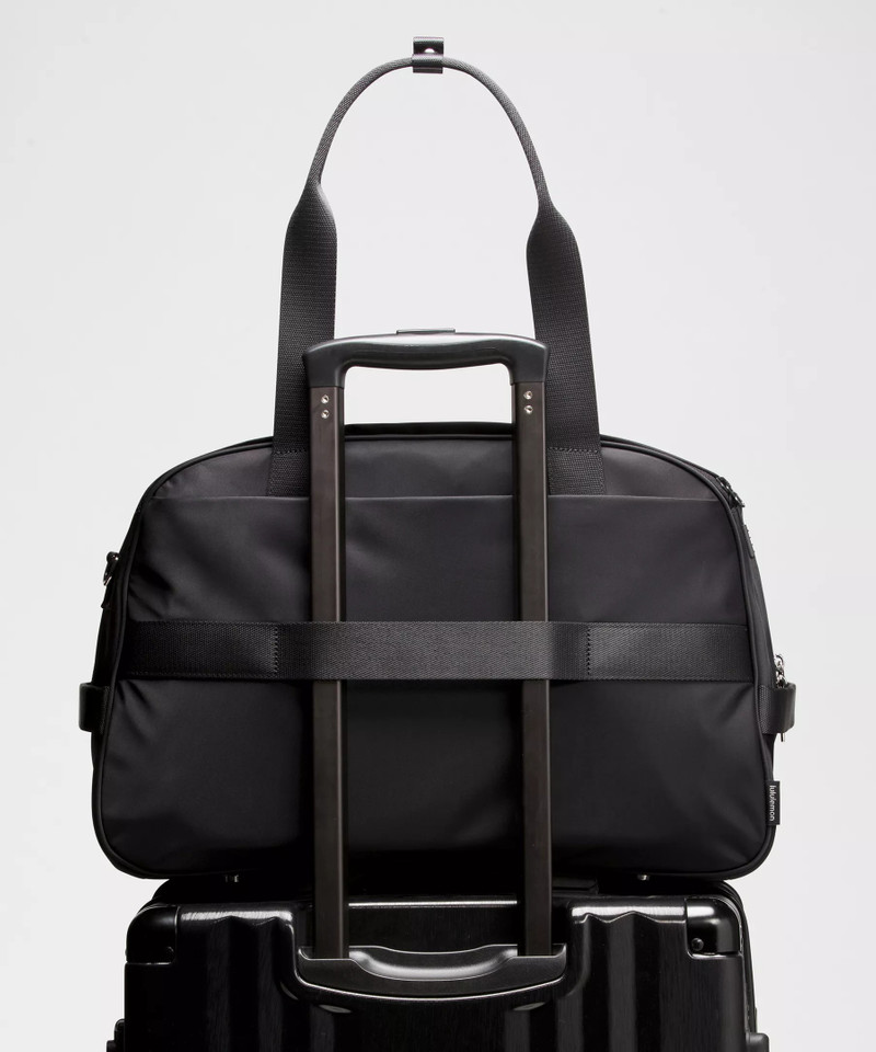 City Essentials Duffle Bag 28L 7