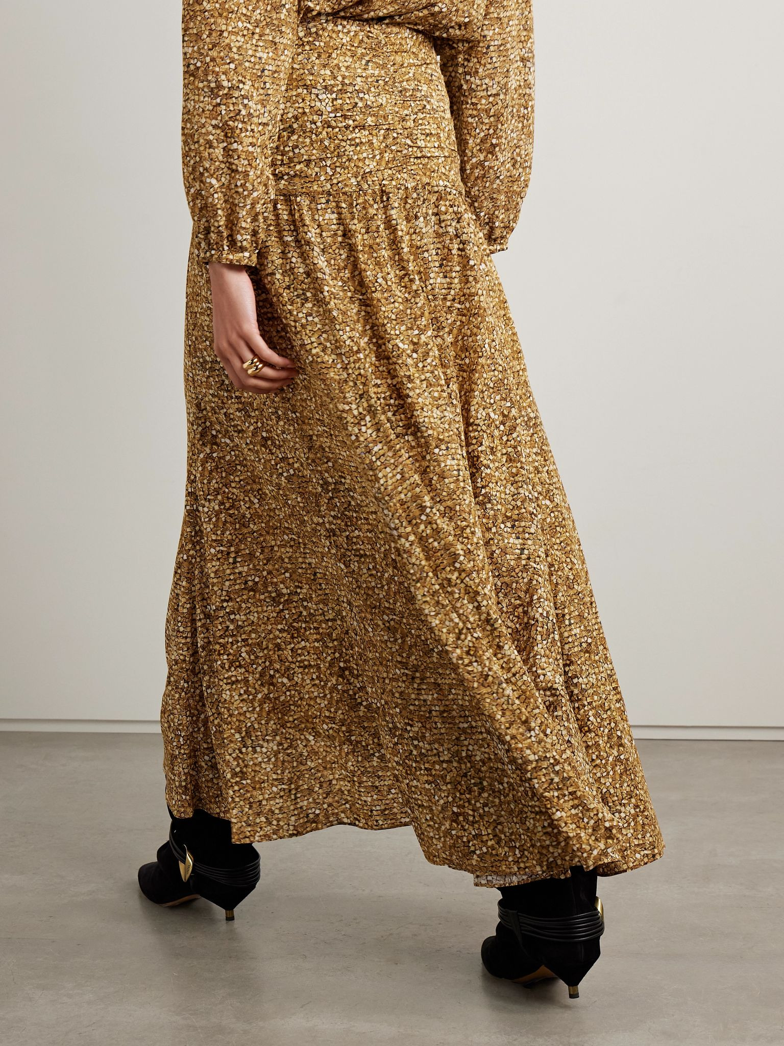 Syana ruched printed stretch-silk crepe de chine maxi skirt Brown - 4