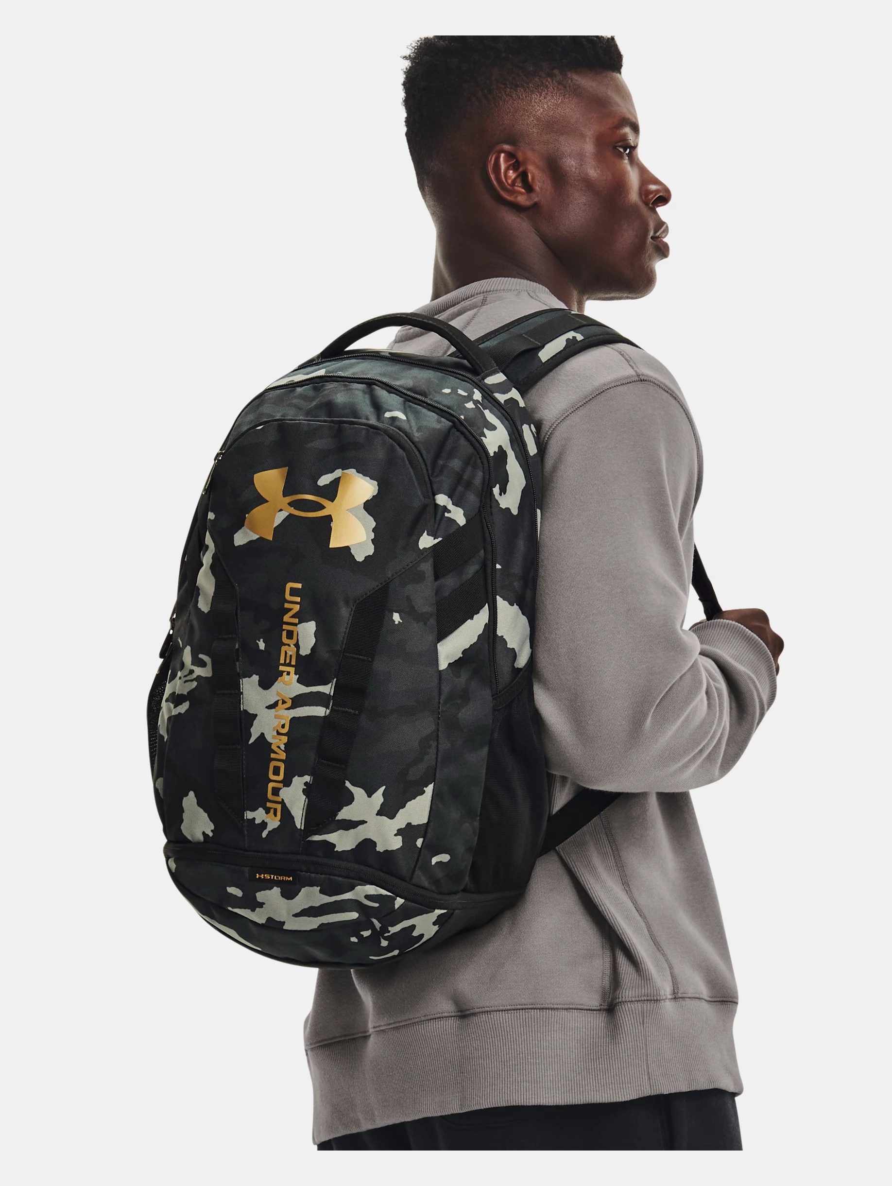 UA Hustle 5.0 - 6