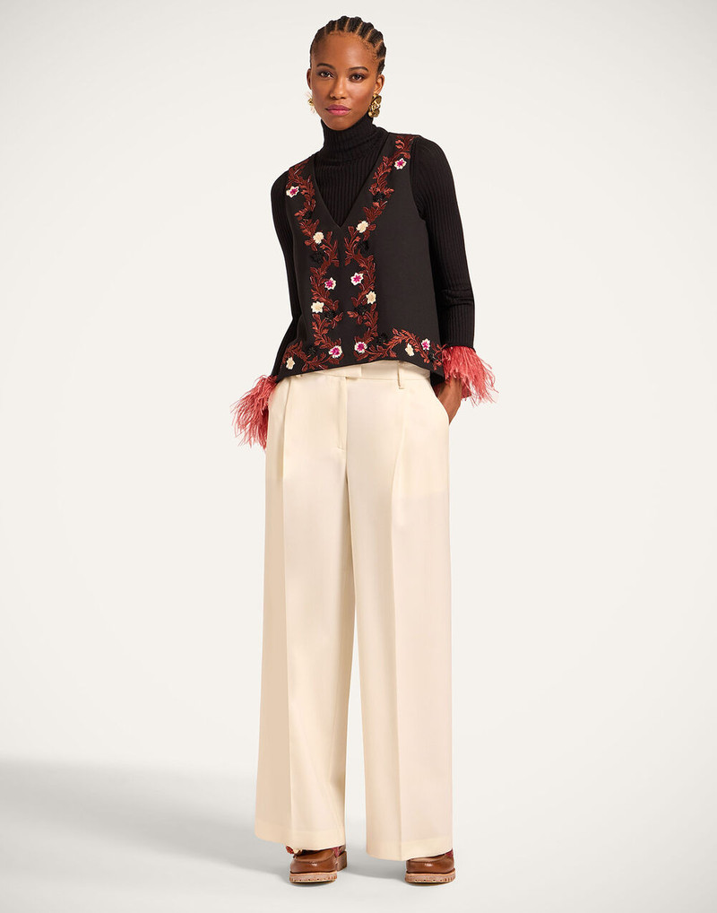 La DoubleJ Loose Pants outlook