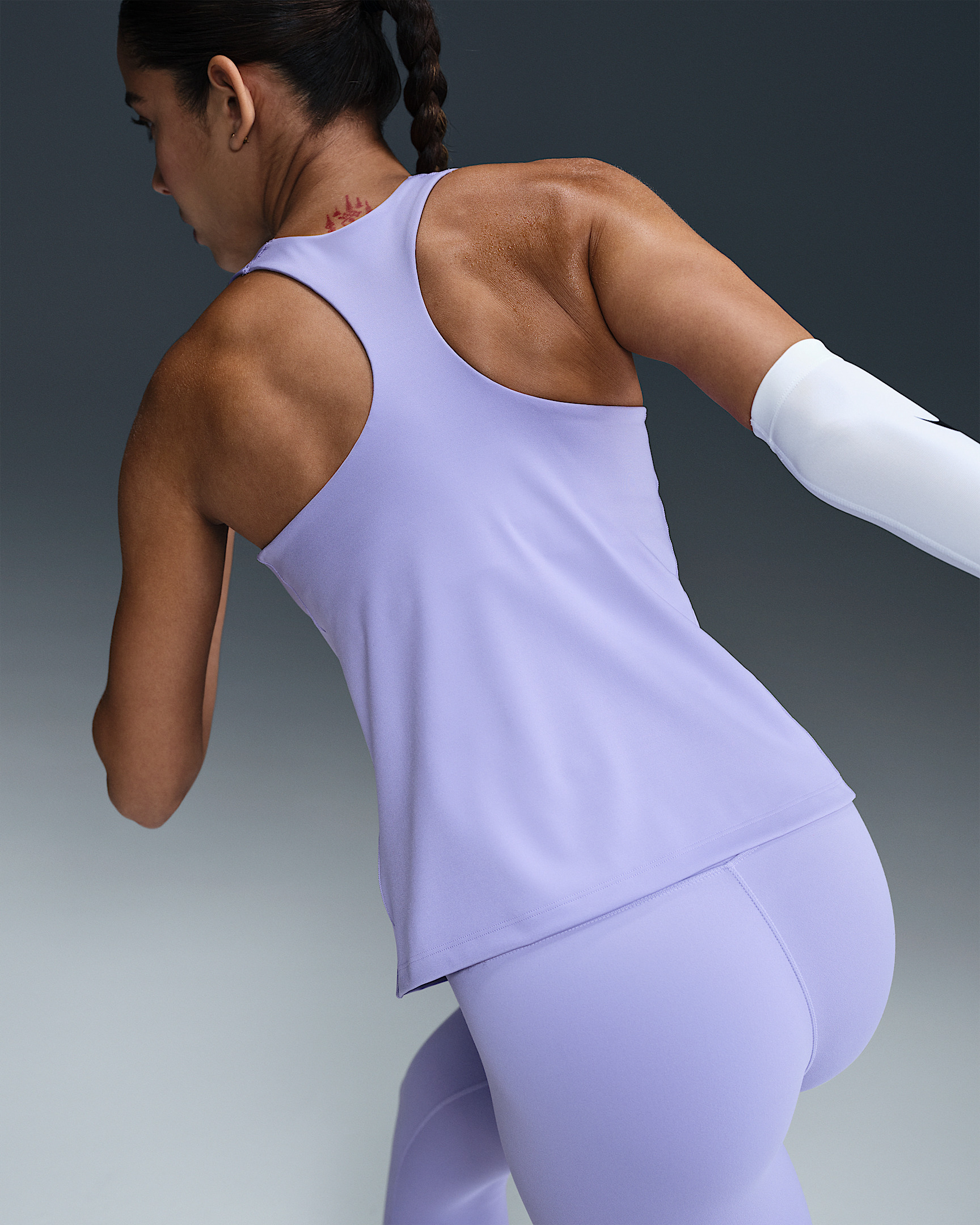 Nike Swoosh Women's Medium-Support Padded Sports Bra Tank - 2