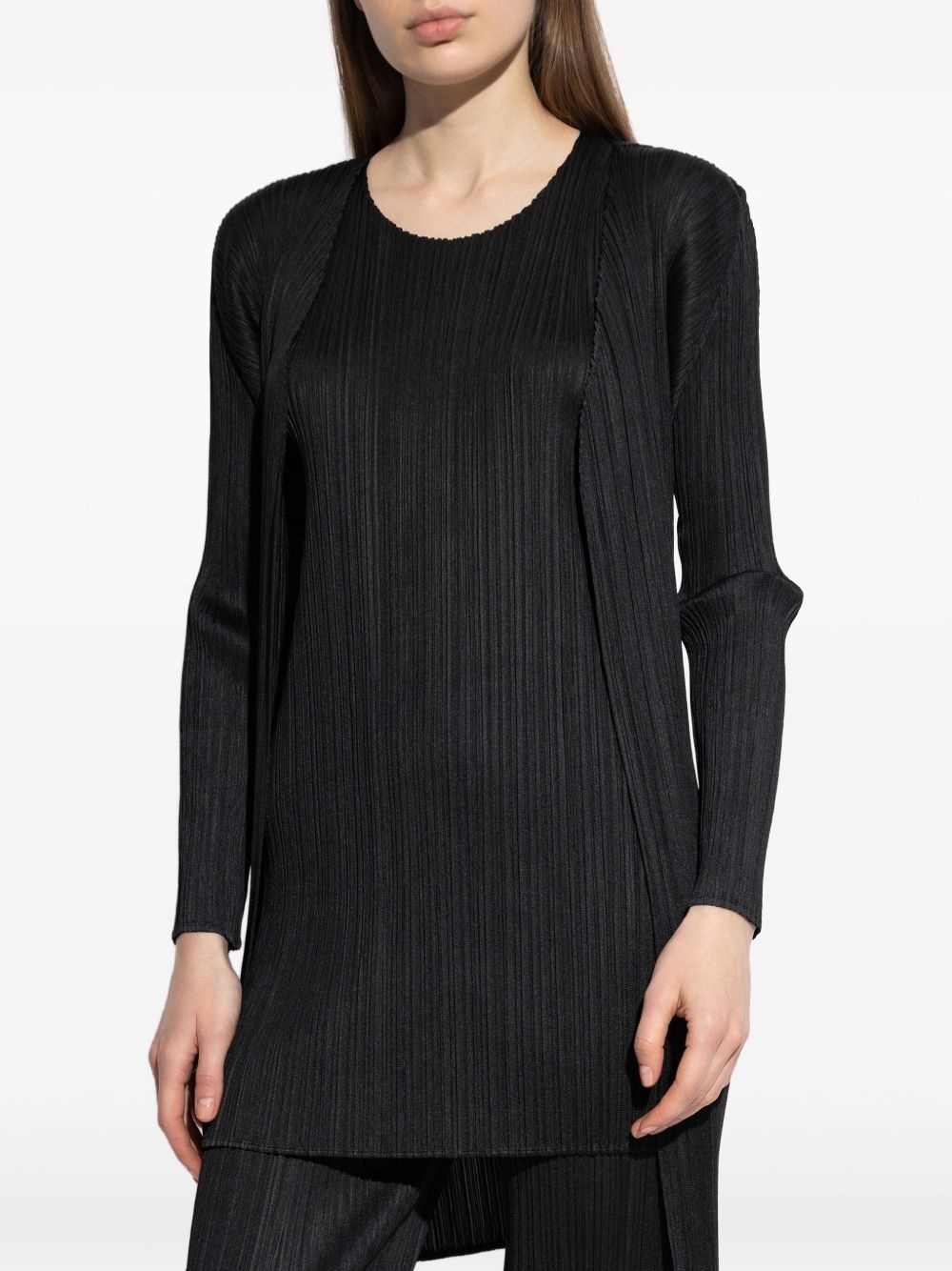 pleated coat - 3