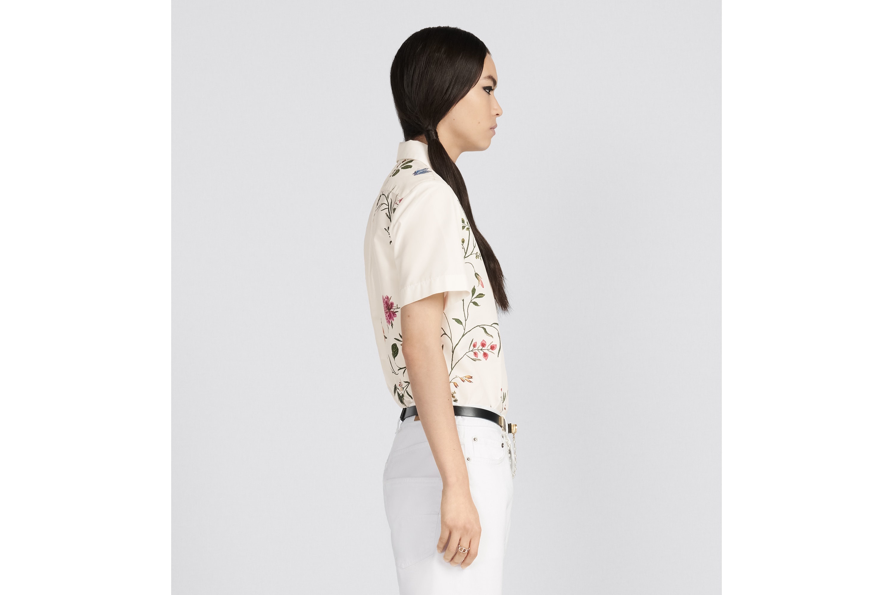 Short Buttoned Blouse - 5