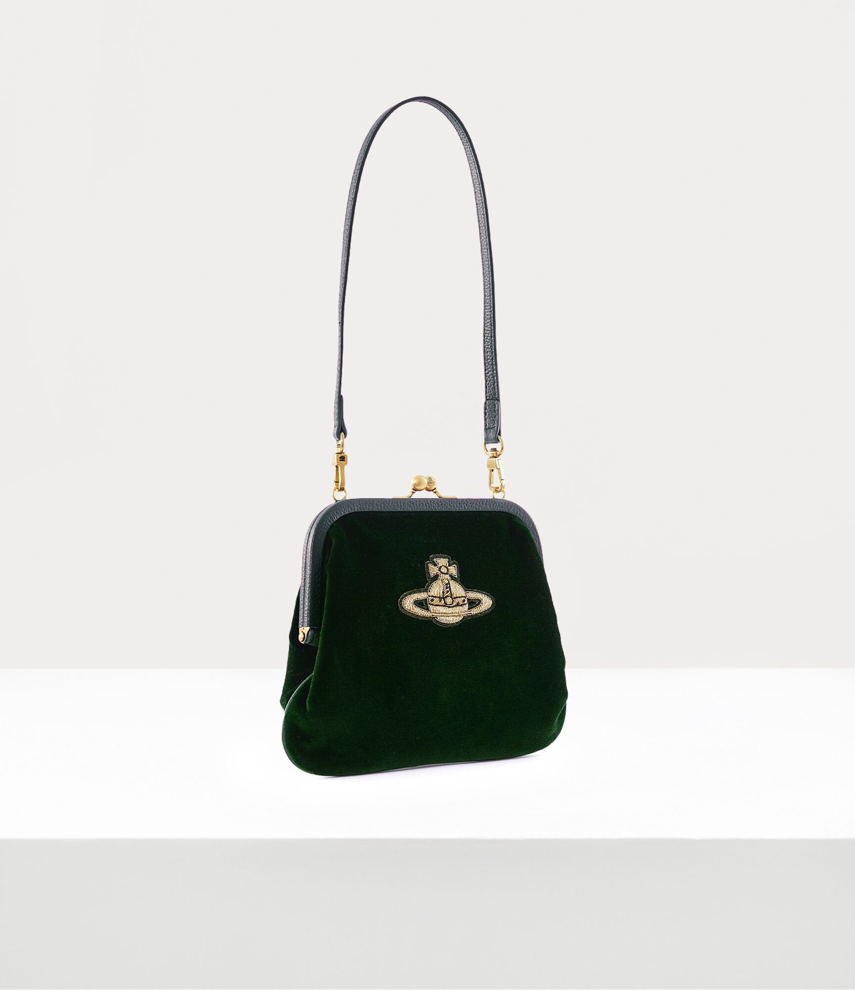 VIVIENNE'S CLUTCH - 3