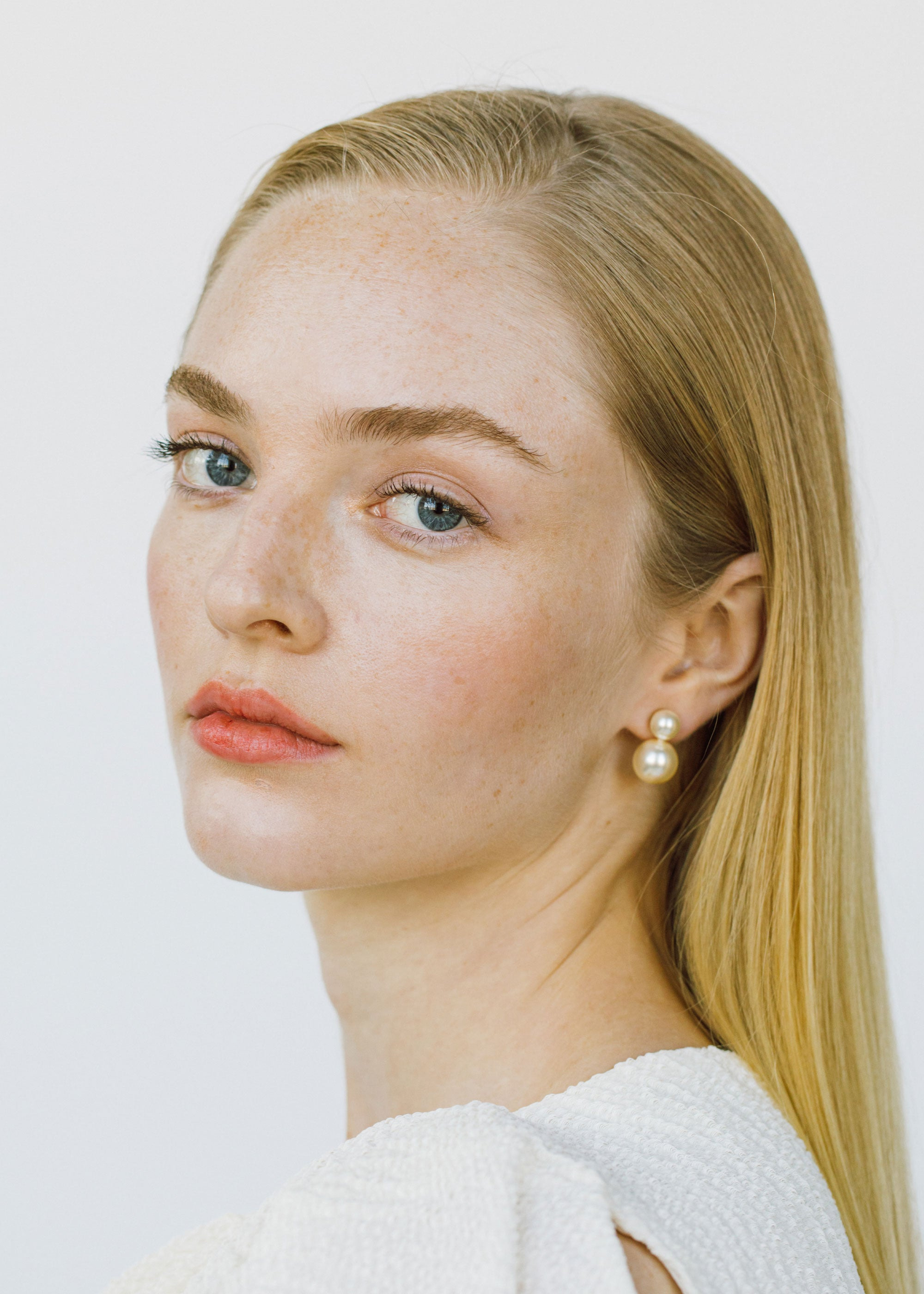 Iris Pearl Earrings - 5