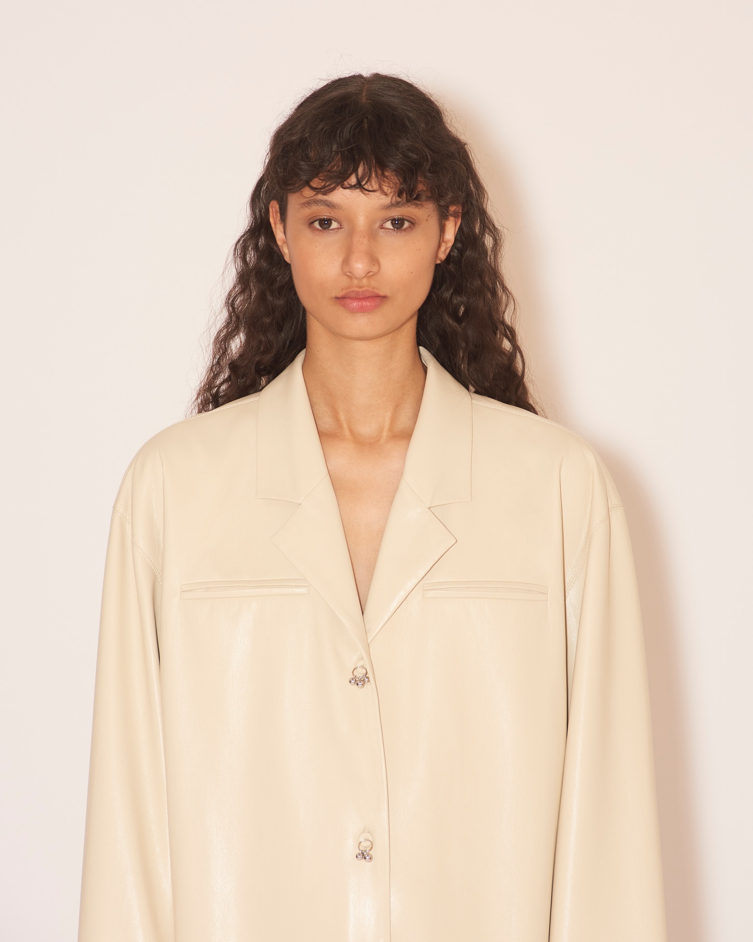 DORDI - OKOBOR™ alt-leather coat - Chalk - 2