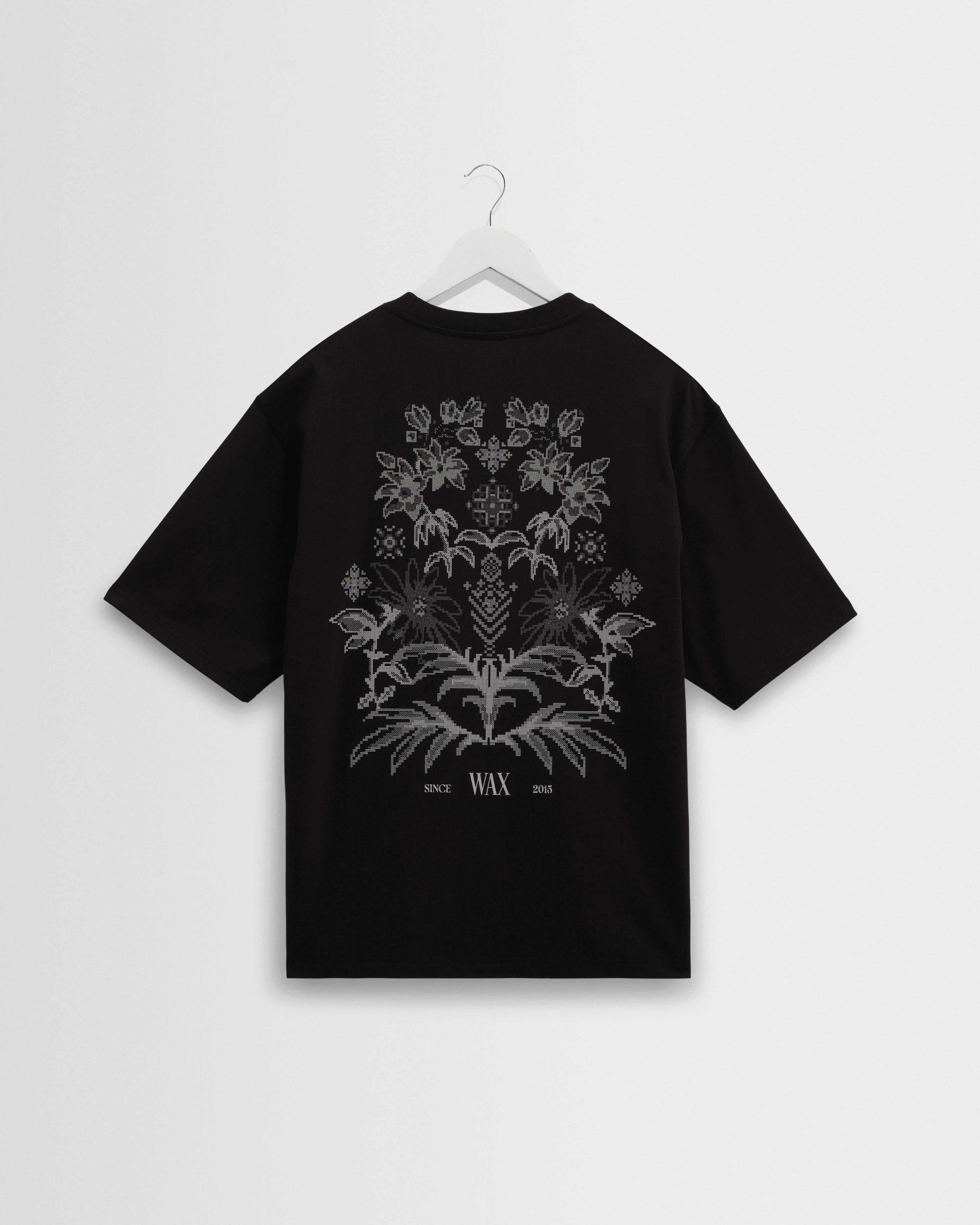 Milton - Black And Beige Botanical Graphic Cotton T-Shirt - 1