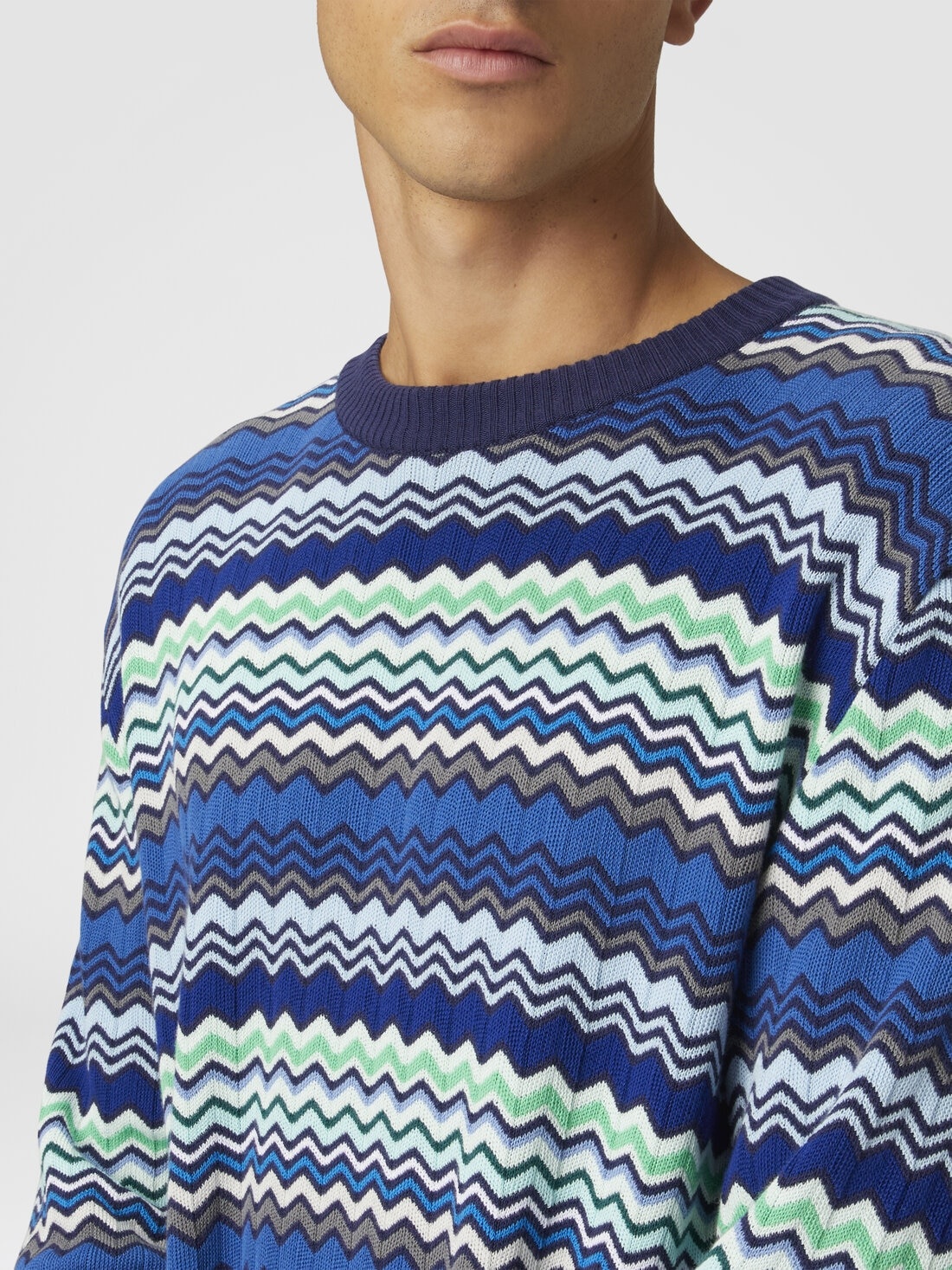 Cotton crew-neck pullover with micro zigzag and contrasting piping - 5