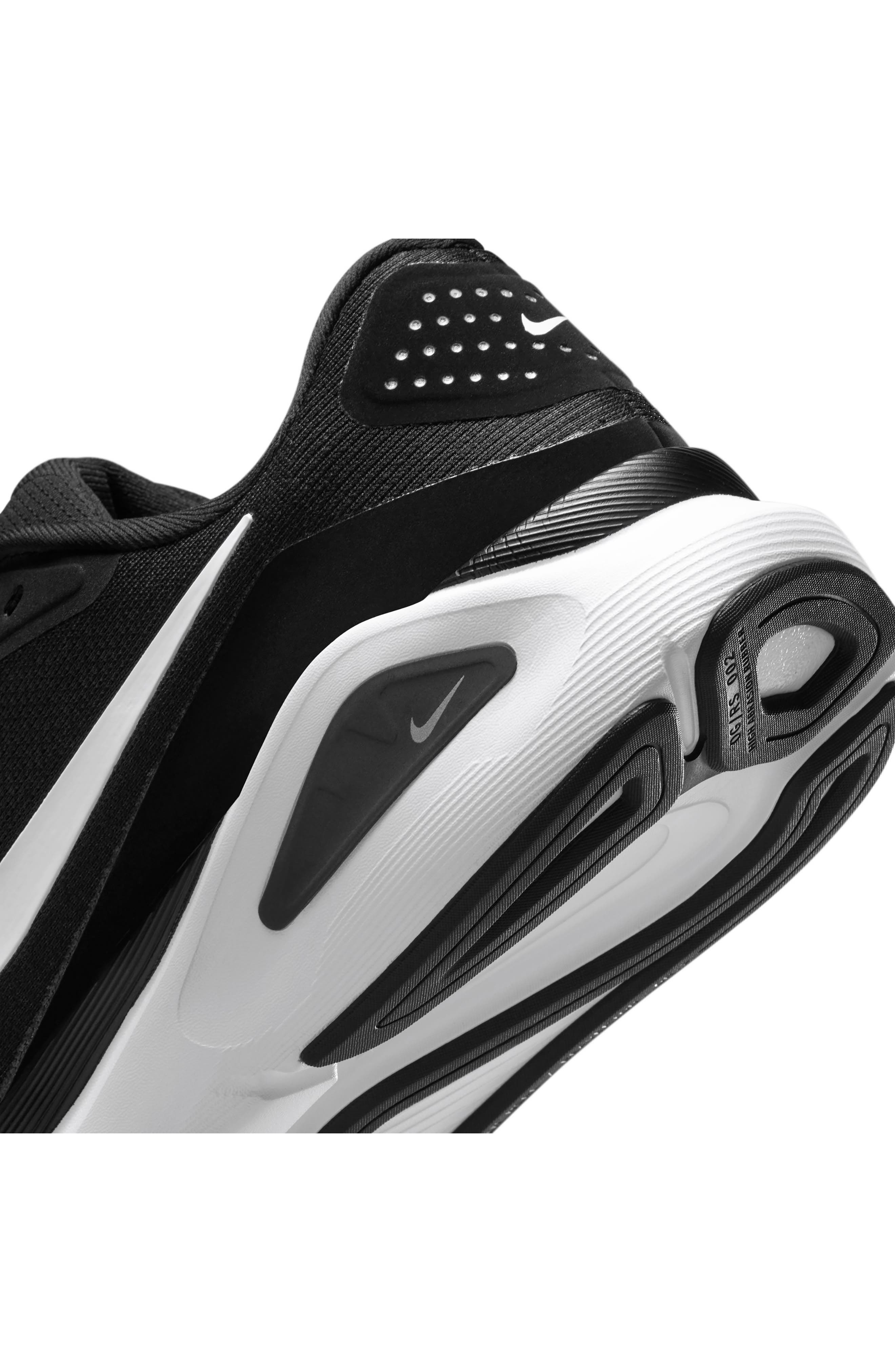 Nike Structure 26 Running Shoe in 003 Black/white at Nordstrom - 7
