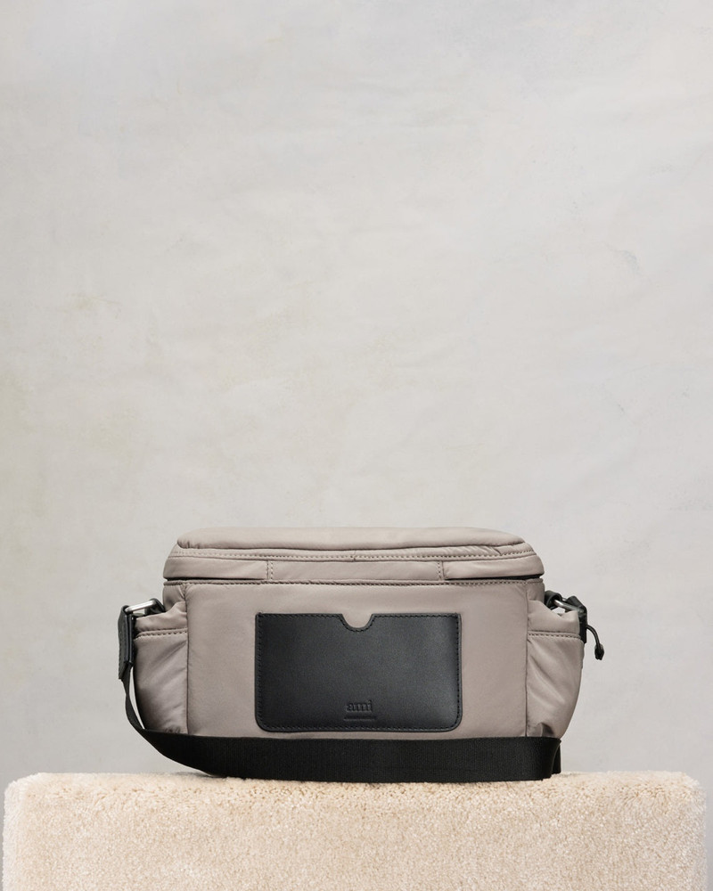 AMI DE COEUR MESSENGER BAG 3