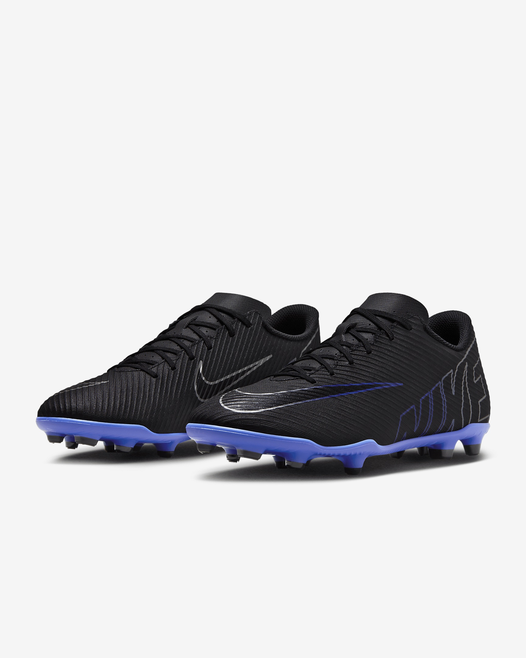 Nike Men's Mercurial Vapor 15 Club Multi-Ground Low-Top Soccer Cleats - 5