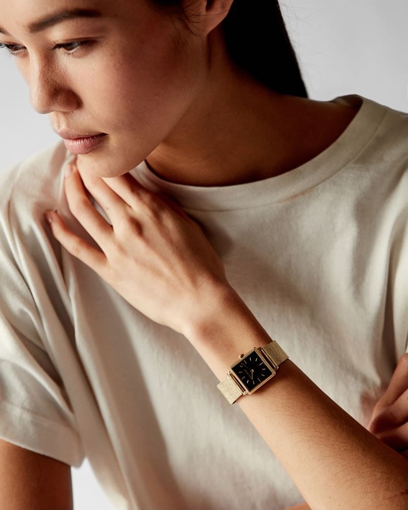 12.04 WATCH - 2