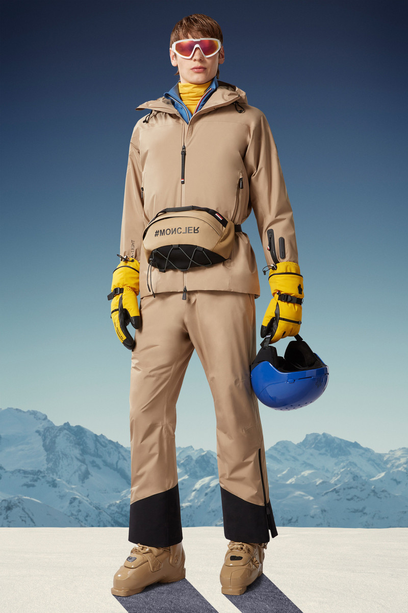 Moncler Montgirod Ski Jacket outlook