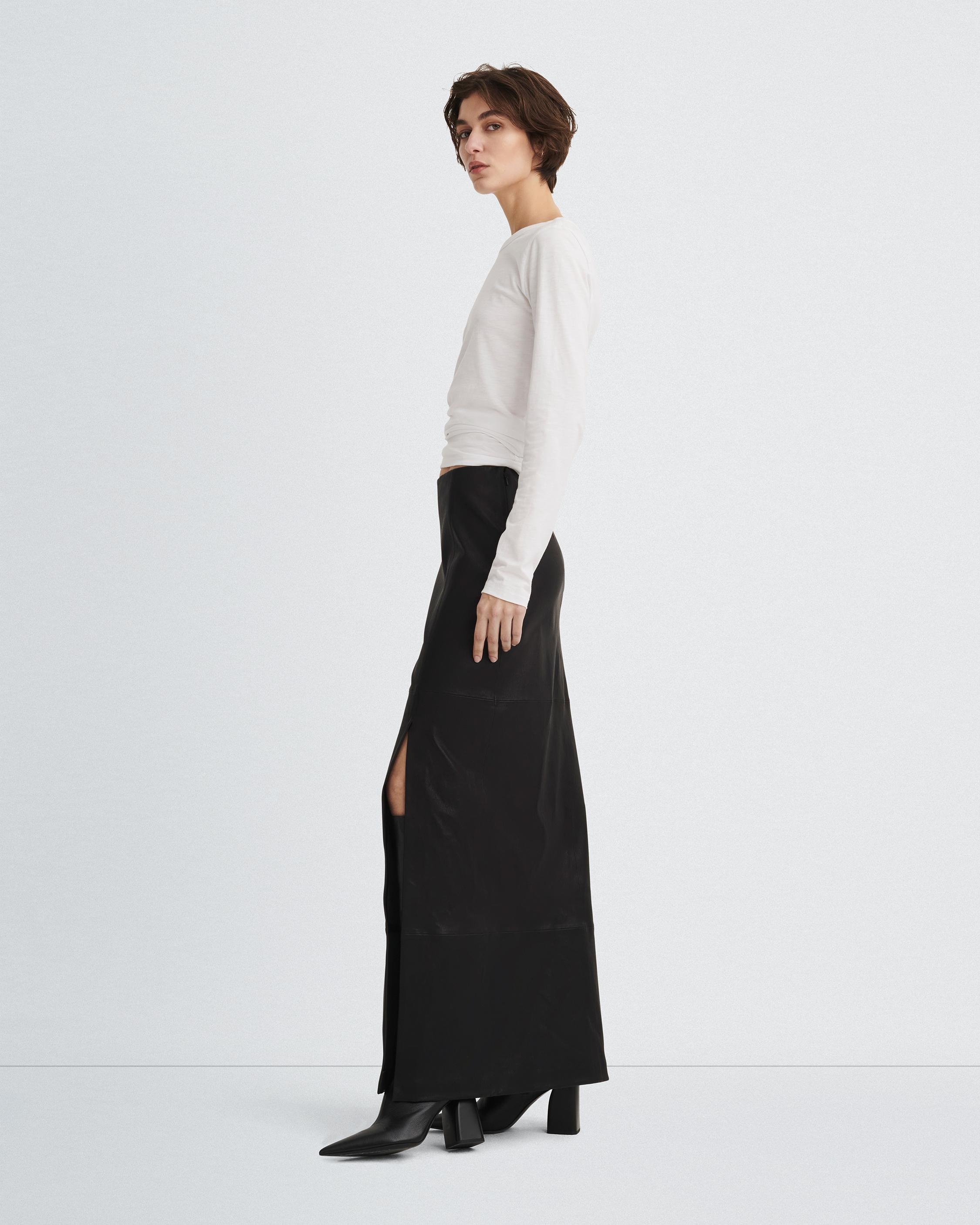 Ilana Stretch Leather Skirt
Maxi - 4