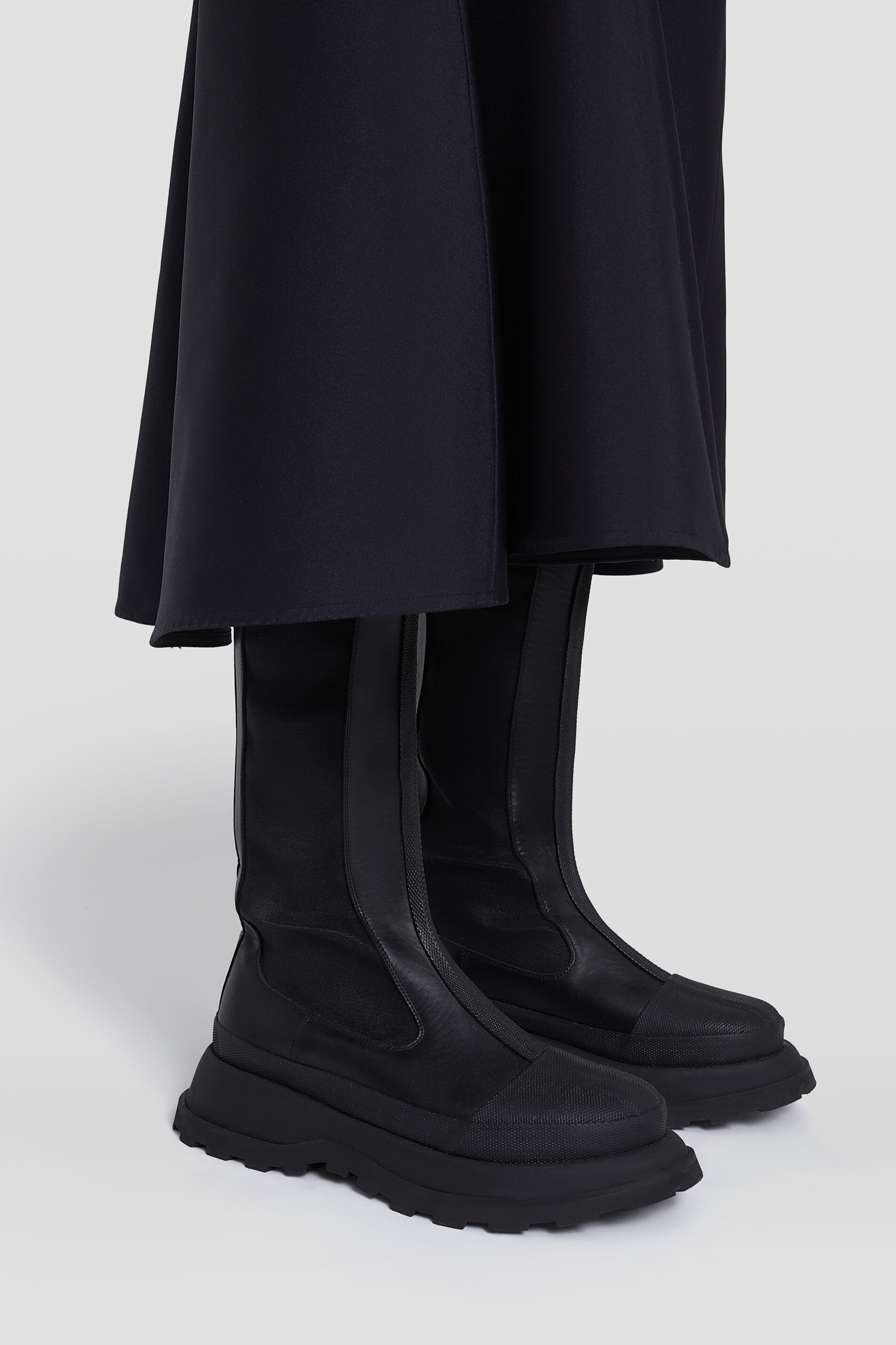 Knee Chelsea Boots - 7