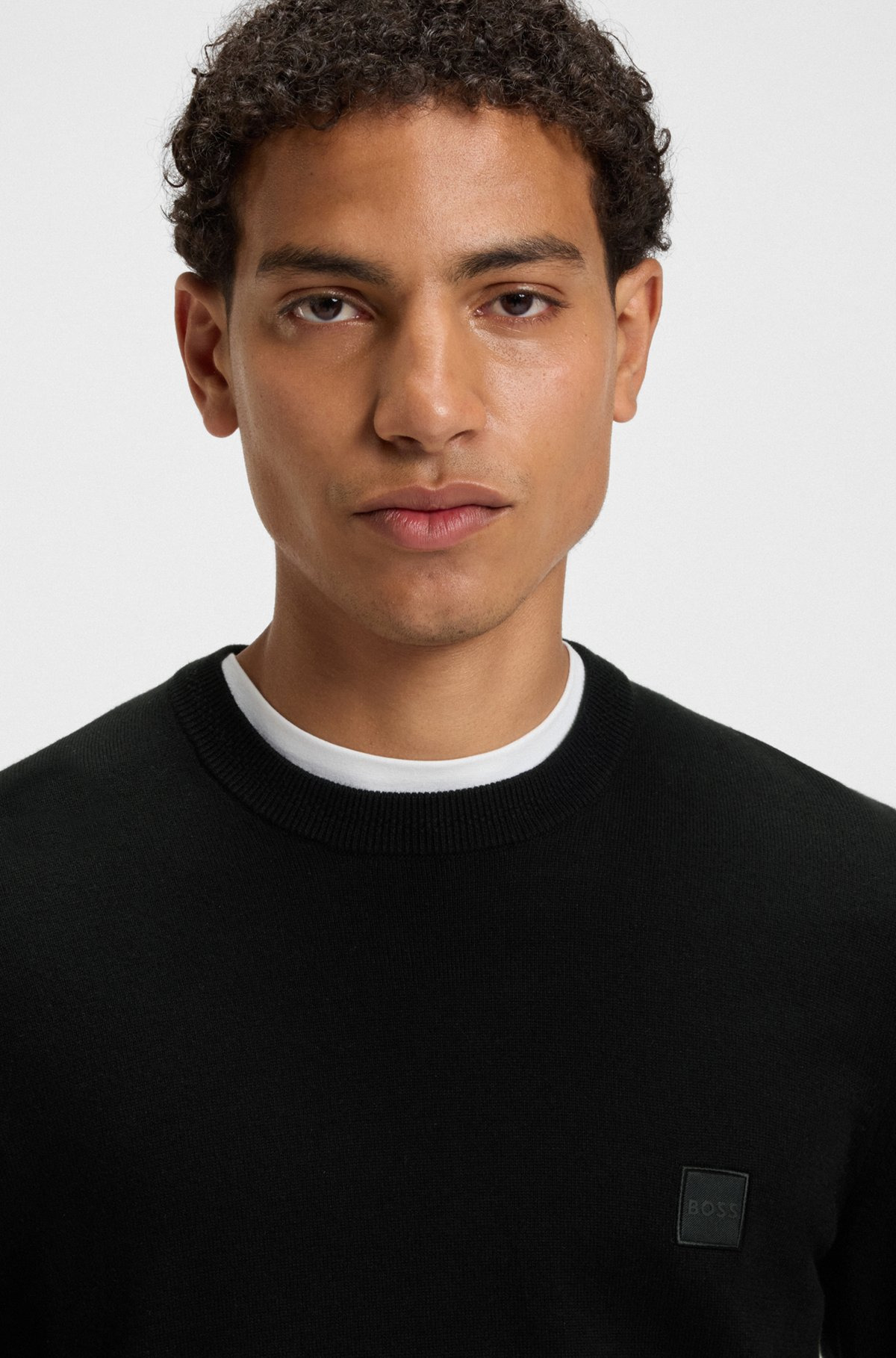 COTTON-CASHMERE REGULAR-FIT SWEATER WITH LOGO PATCH - 3