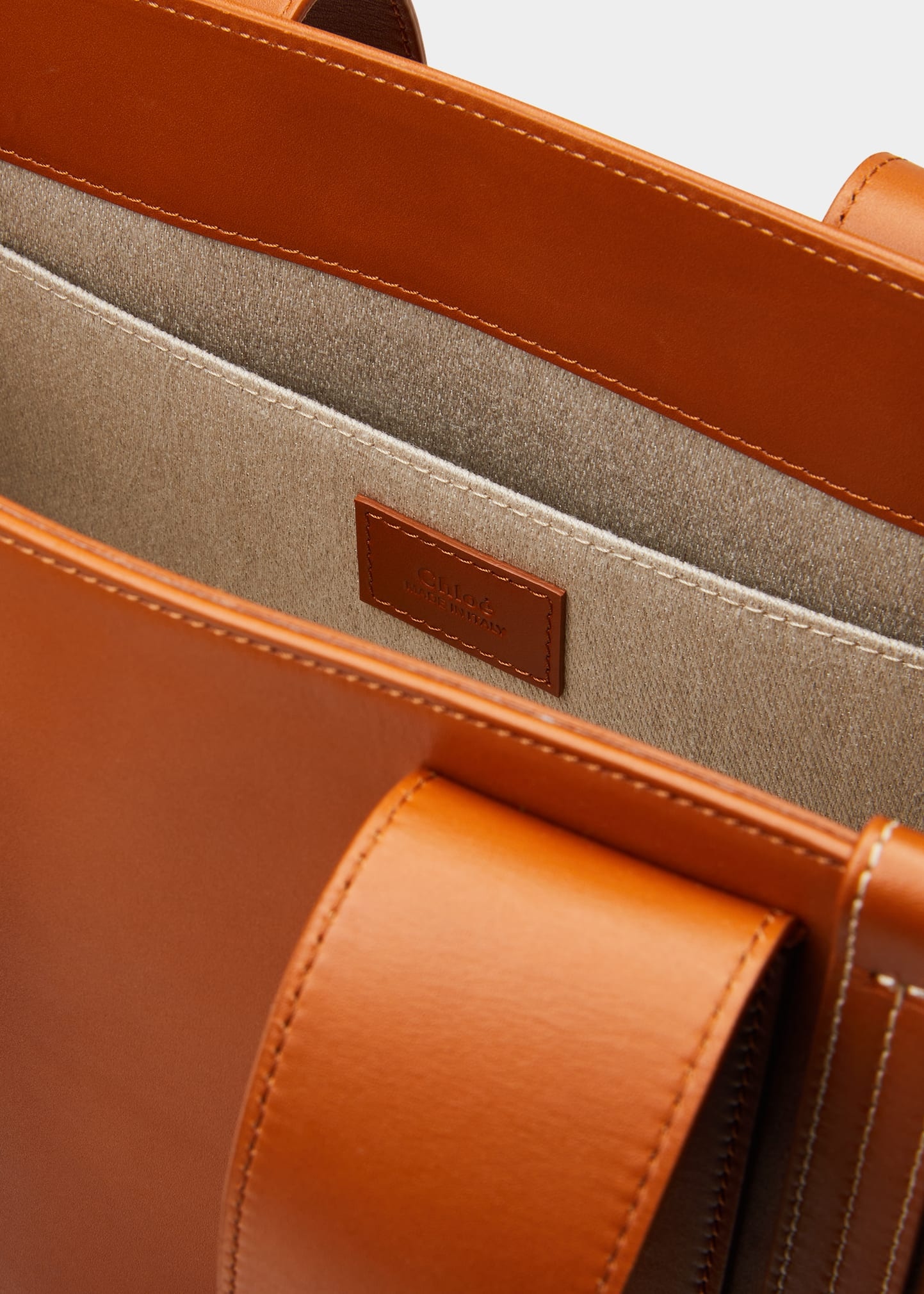 Woody Medium Leather Tote Bag - 4