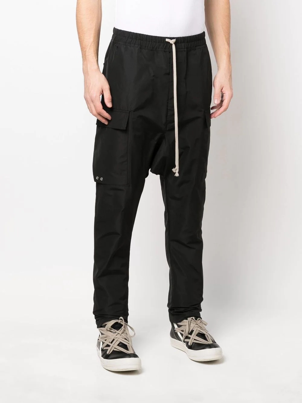 patch-pocket drop-crotch trousers - 3