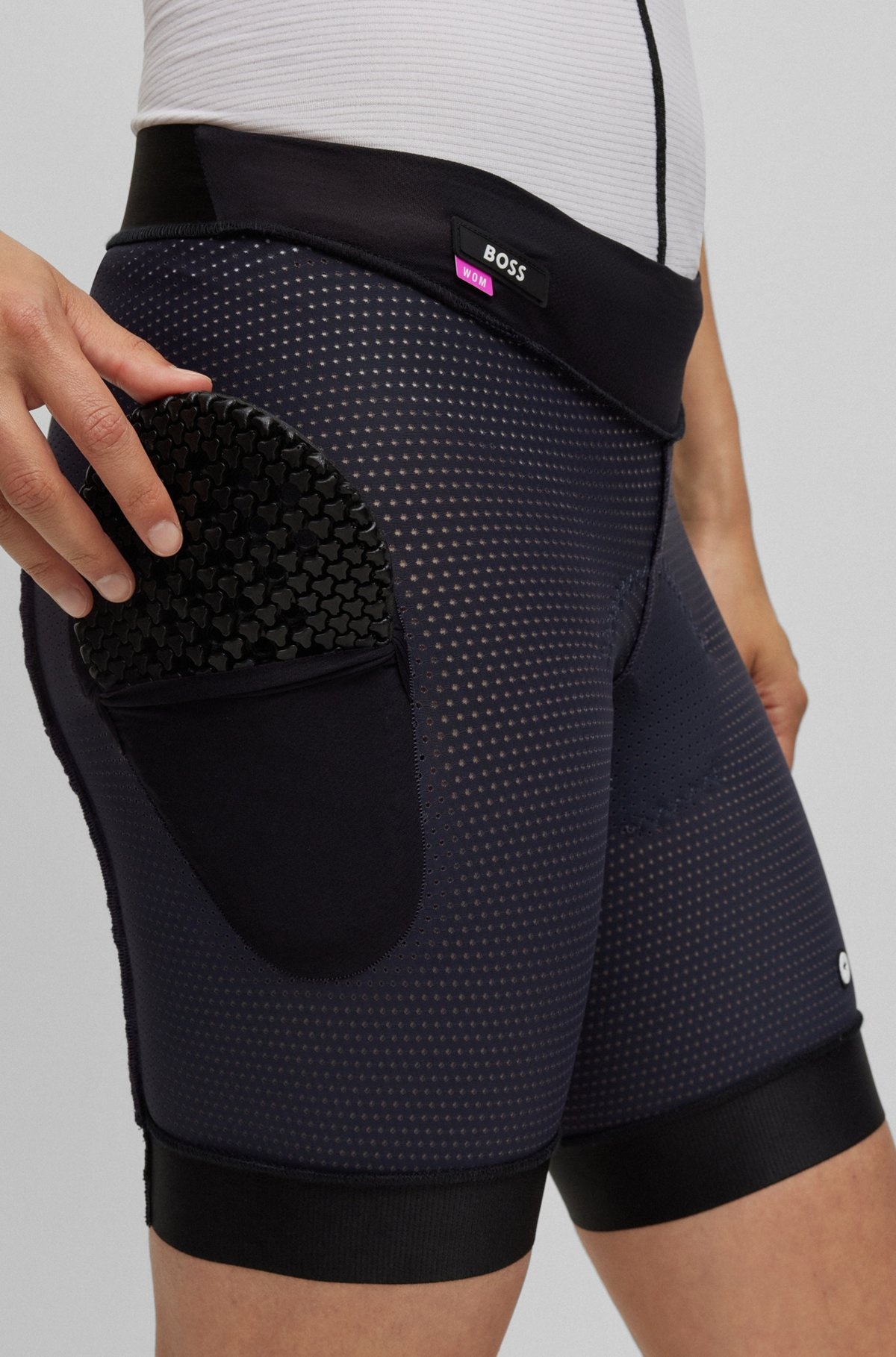BOSS X ASSOS LINER SHORTS WITH SHOCK-ABSORBING FOAM - 4