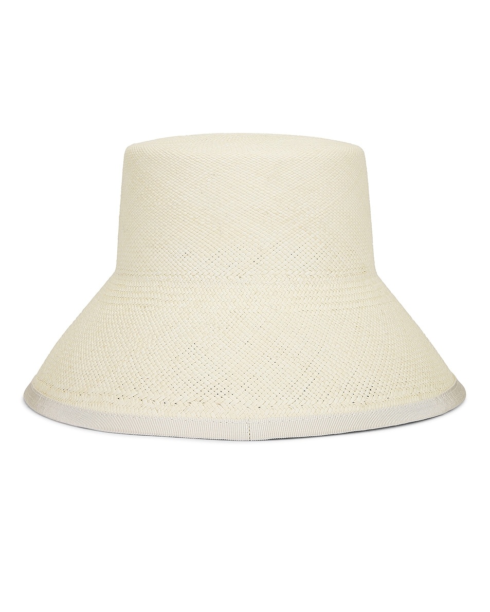 V Logo Signature Bucket Hat - 2