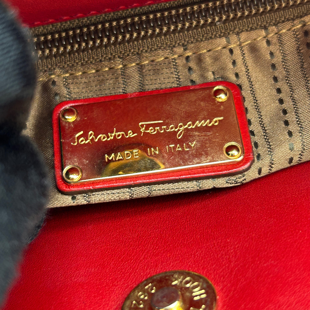 Ferragamo Red Gancini Tote Bag - 10