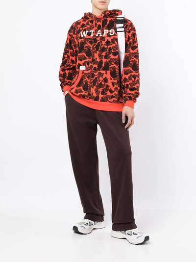 WTAPS camouflage-print pullover hoodie outlook