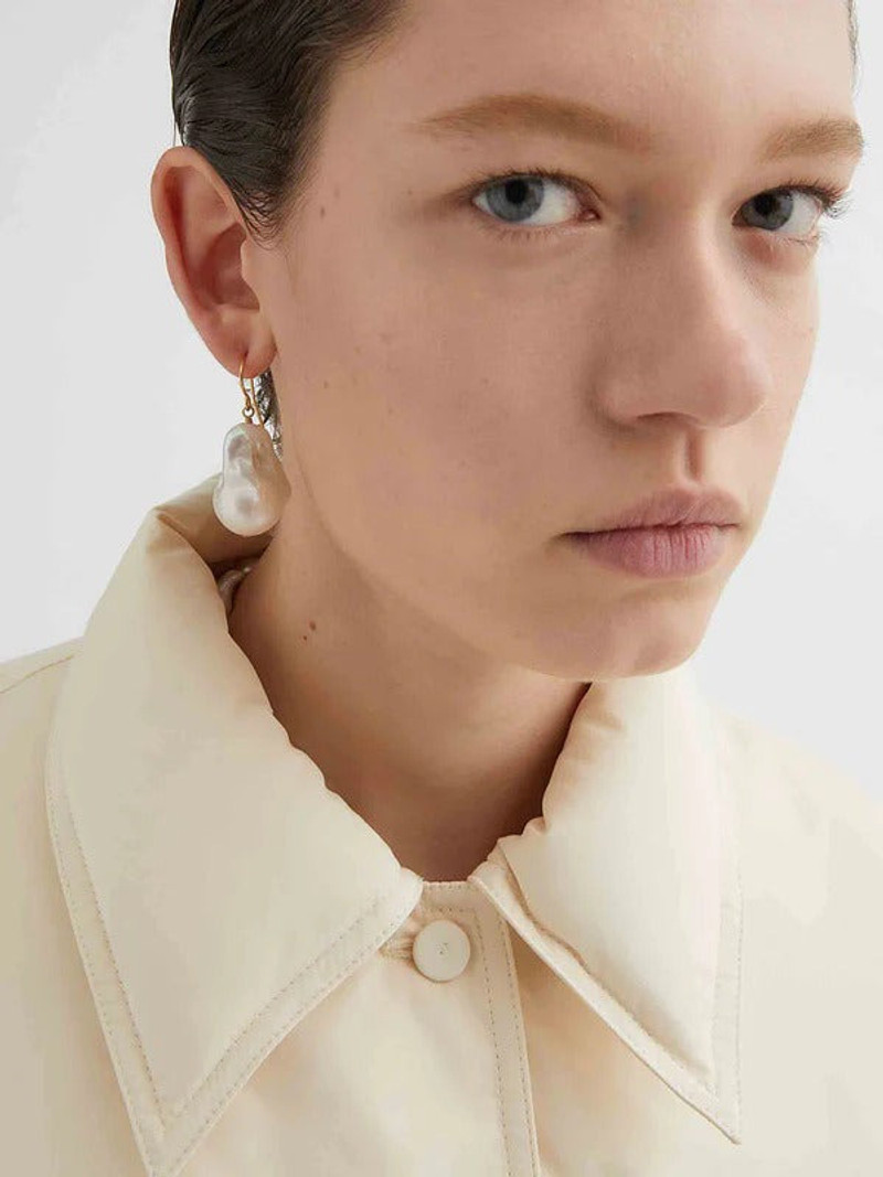 Jil Sander PEARL EARRINGS outlook