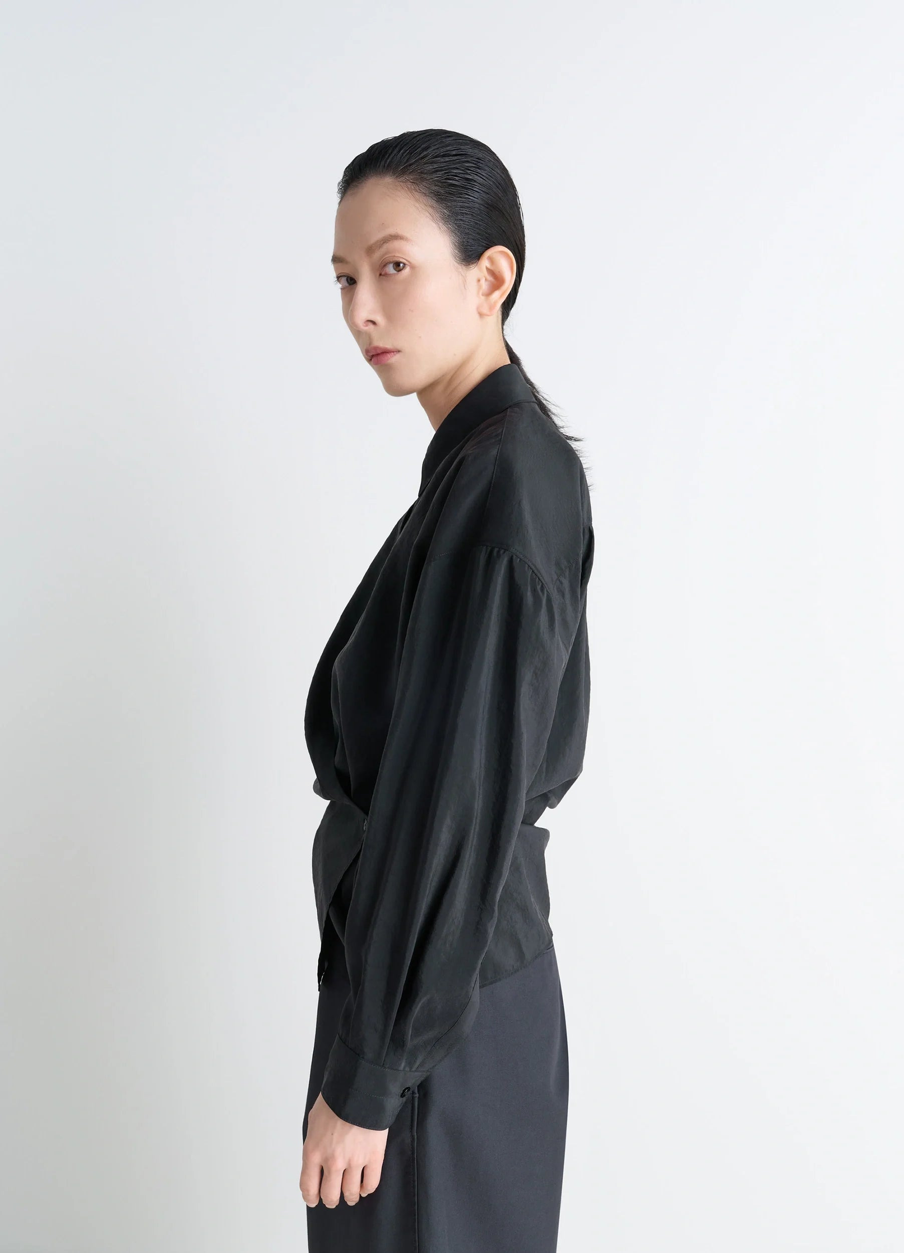 STRAIGHT COLLAR TWISTED SHIRT - 5