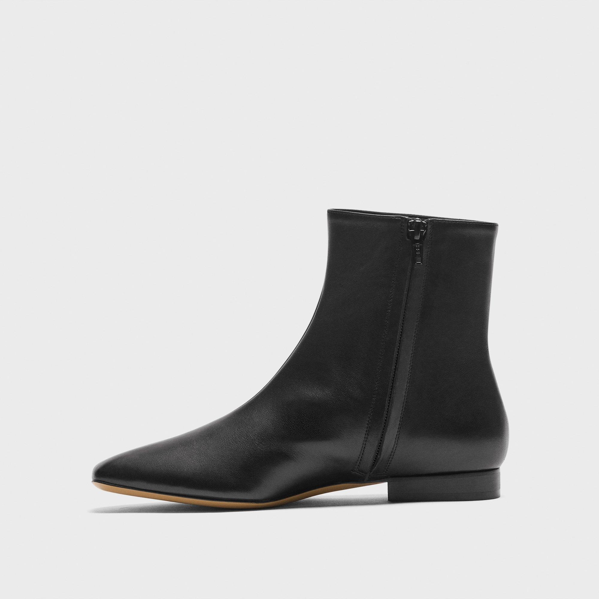 Zip Bootie in Leather - 3