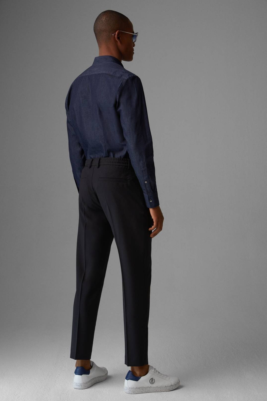 JAMES PANTS WITH FRONT PLEATS IN NAVY BLUE - 3